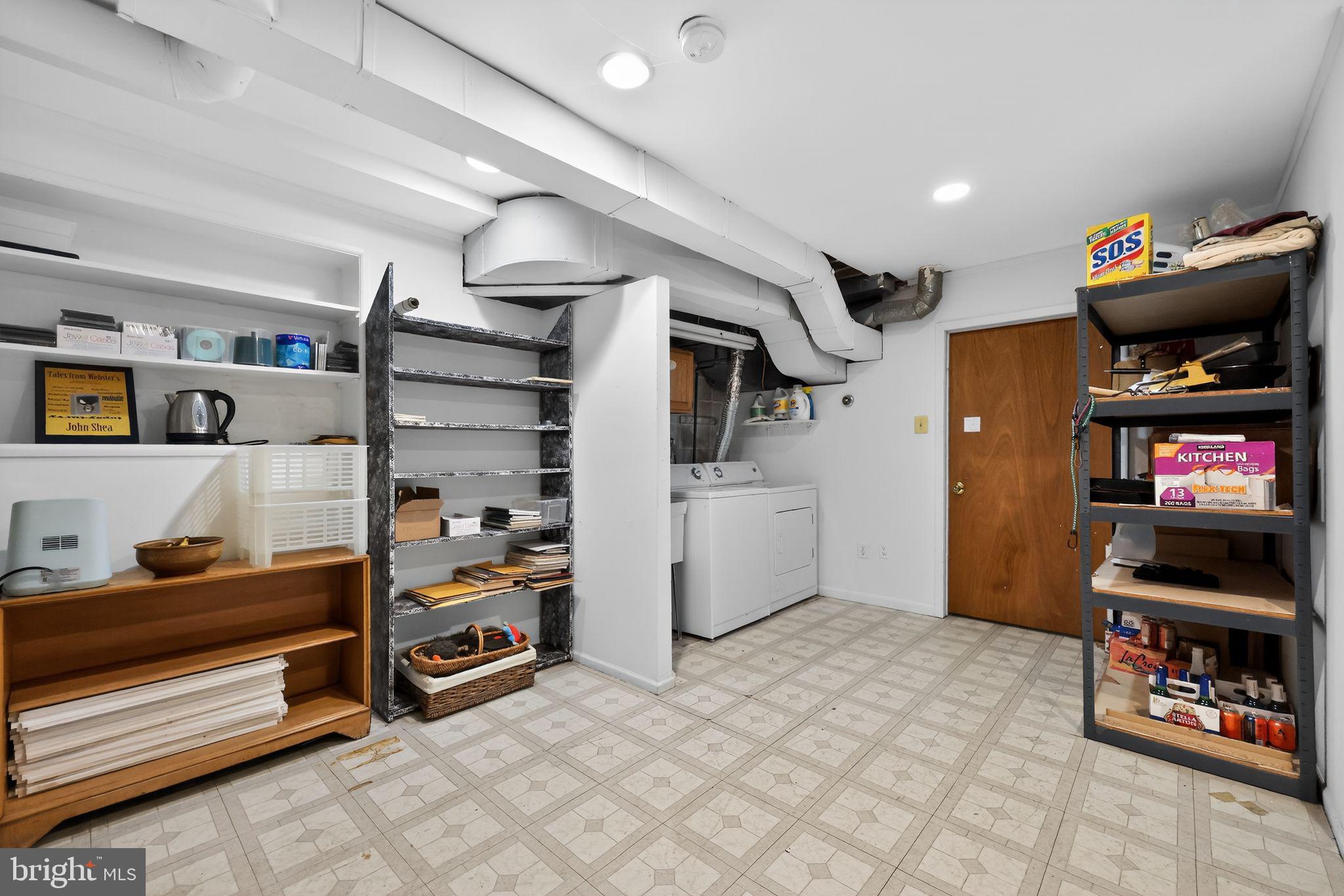 WASHINGTON SQ WEST - Residential