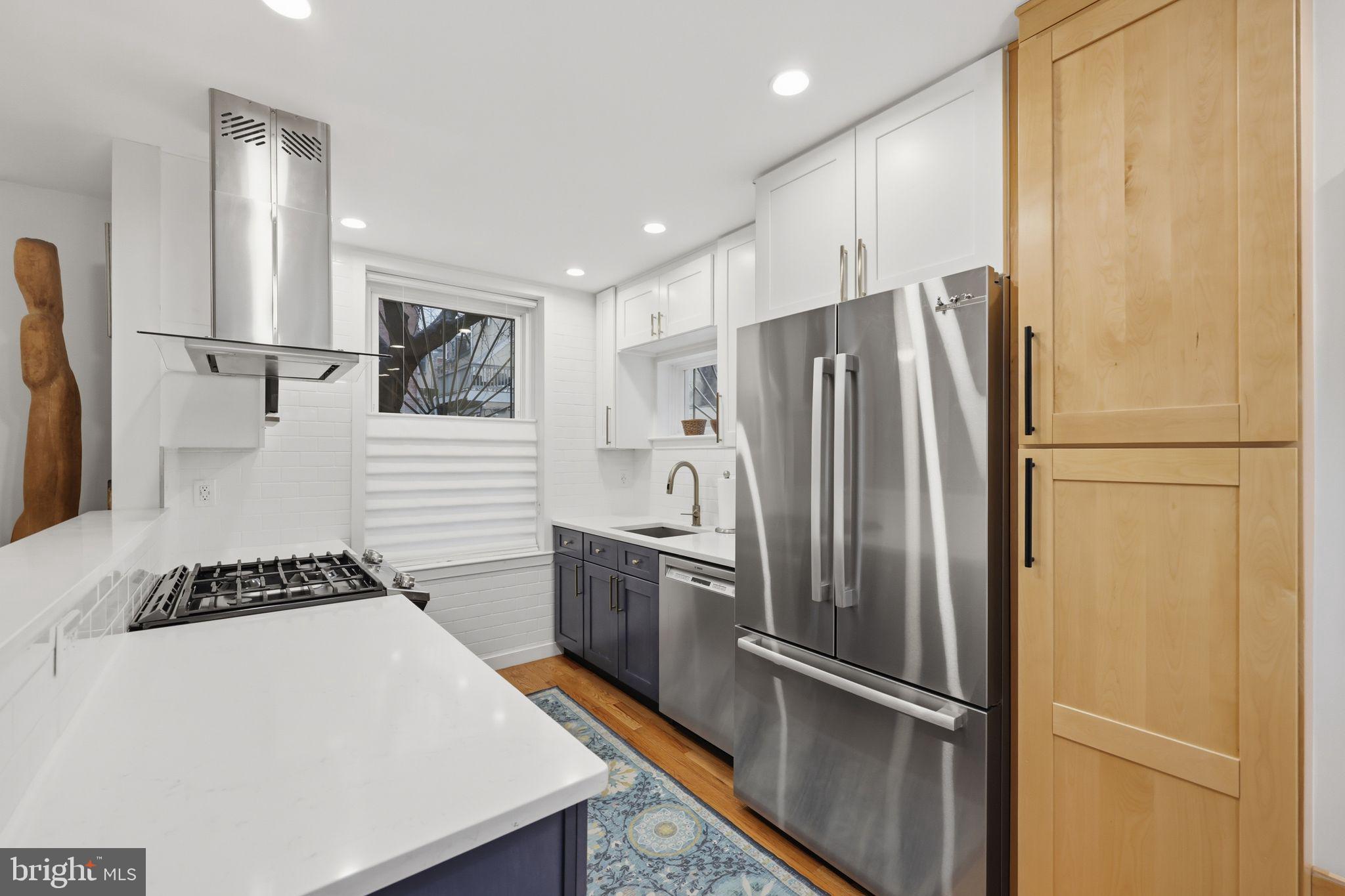 WASHINGTON SQ WEST - Residential