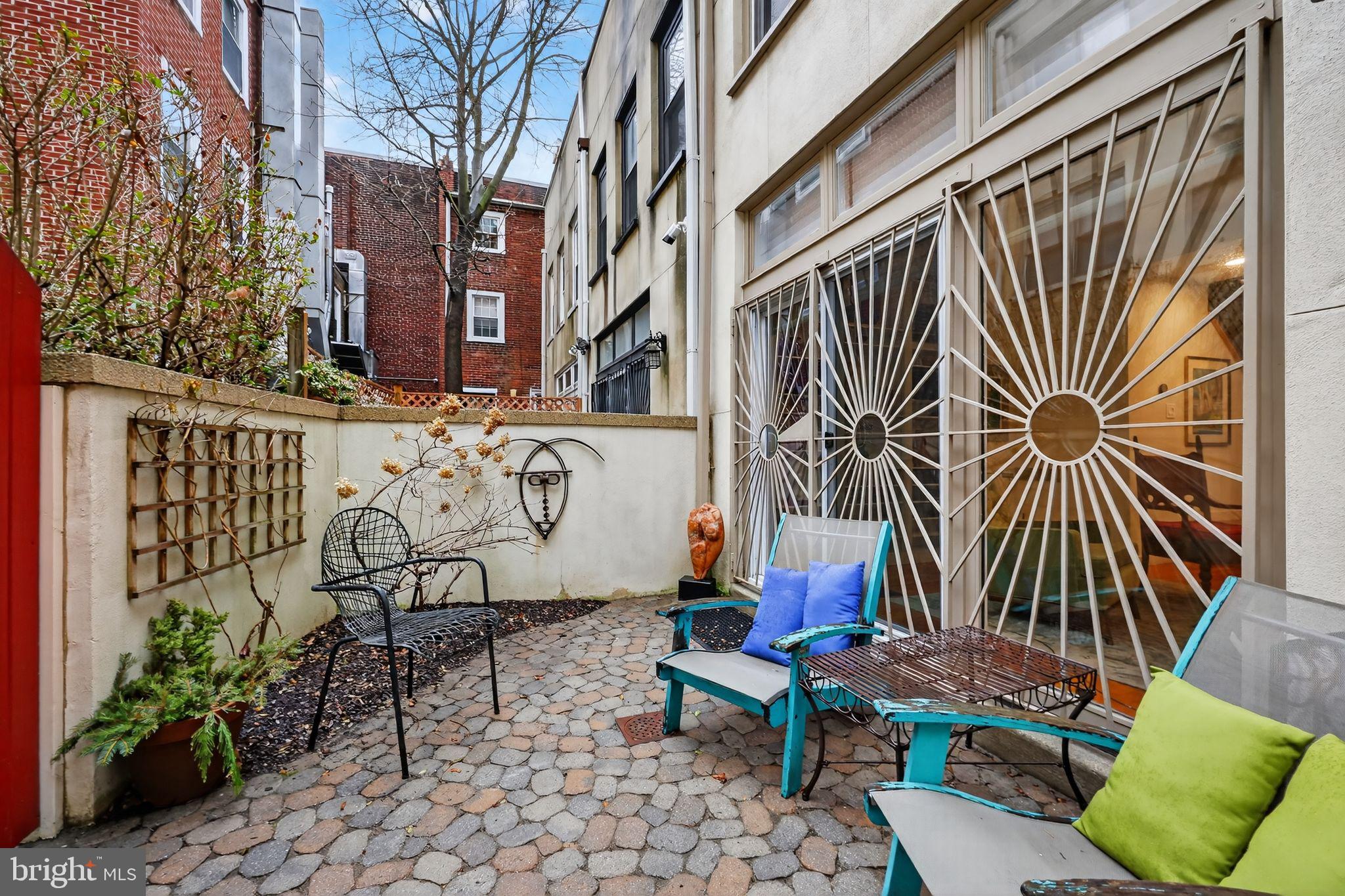 WASHINGTON SQ WEST - Residential