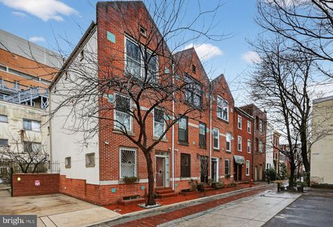 Photo of 205 S Jessup Street, PHILADELPHIA, PA 19107 (MLS # PAPH2578872)
