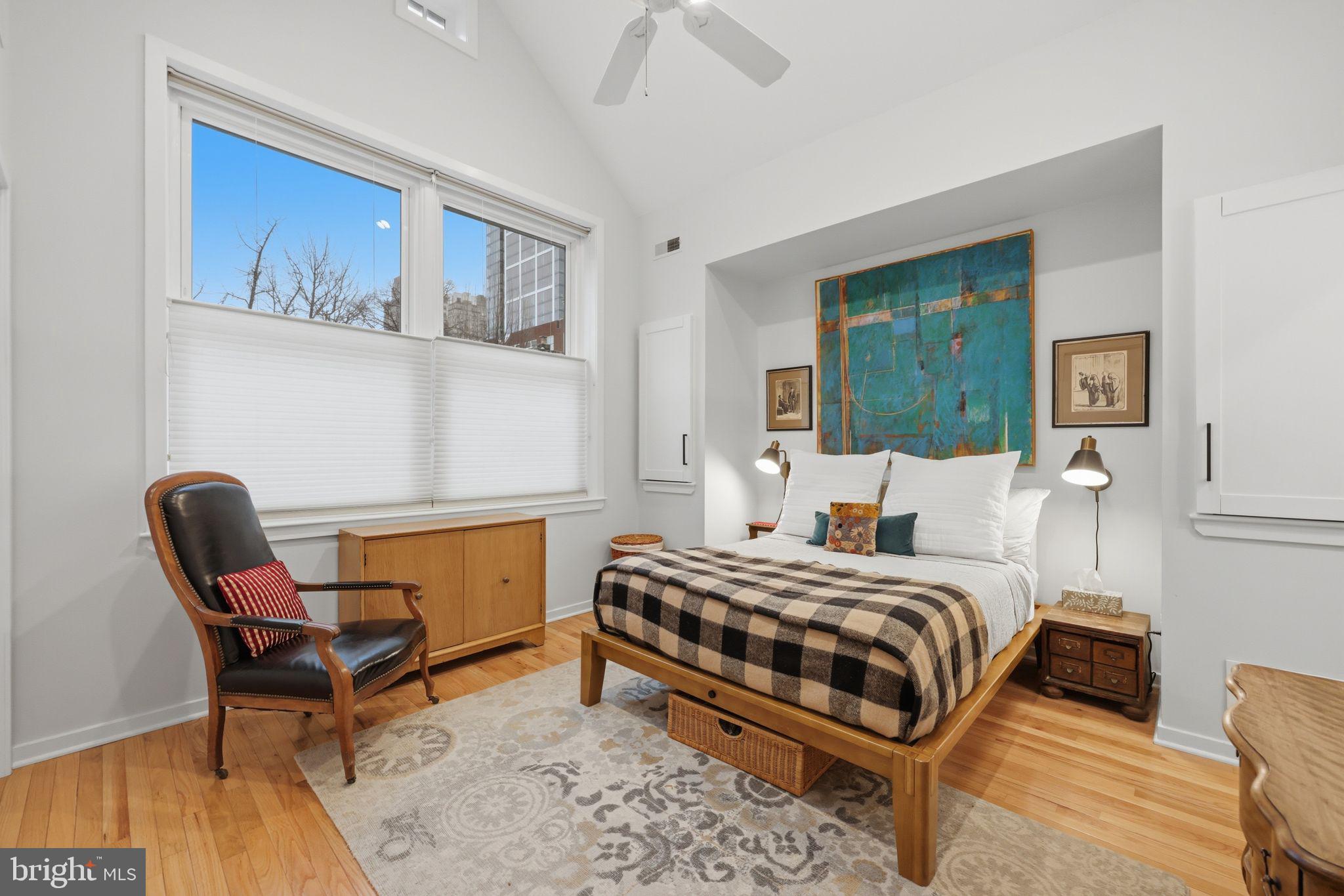 WASHINGTON SQ WEST - Residential