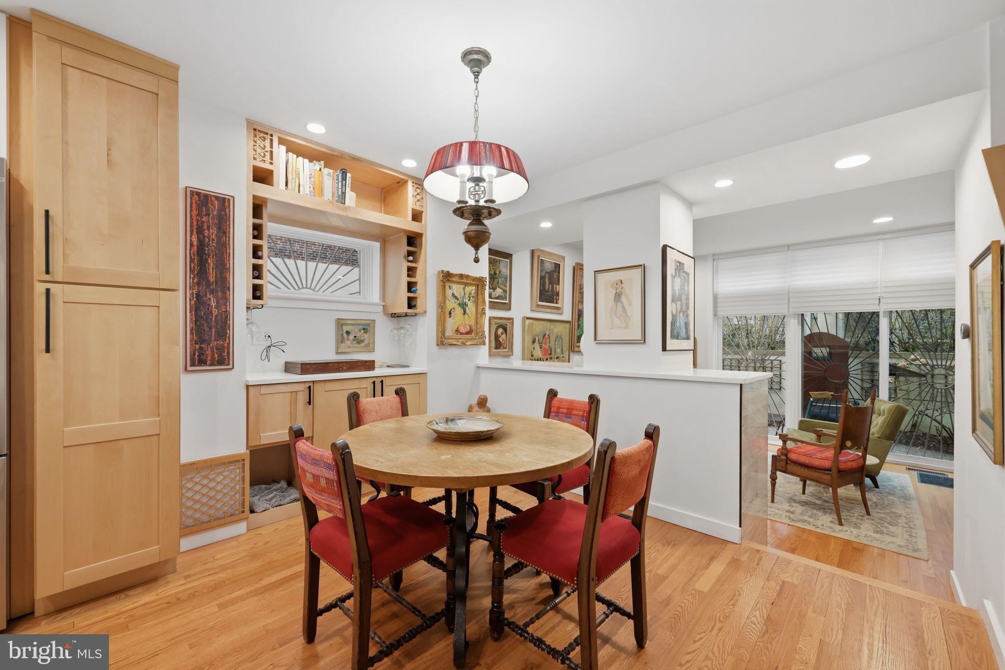 WASHINGTON SQ WEST - Residential