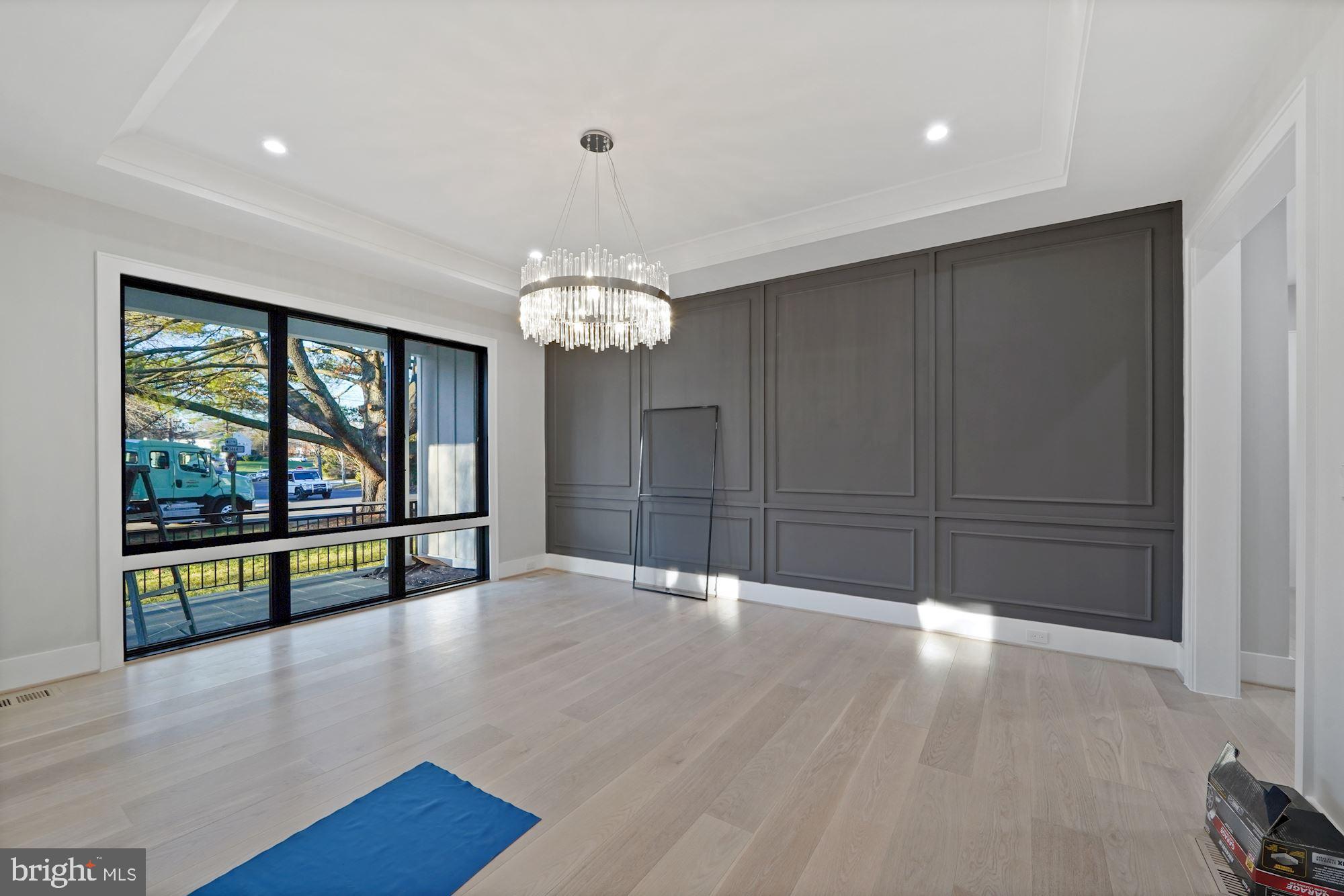 SOUTHRIDGE - Residential