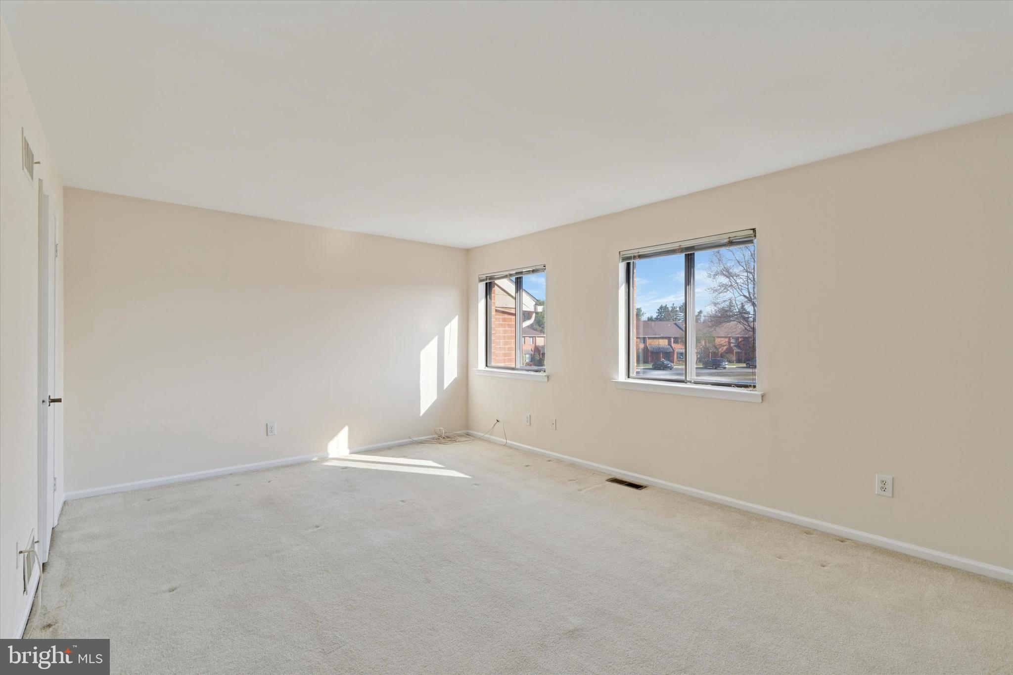 RHONDDA - Residential