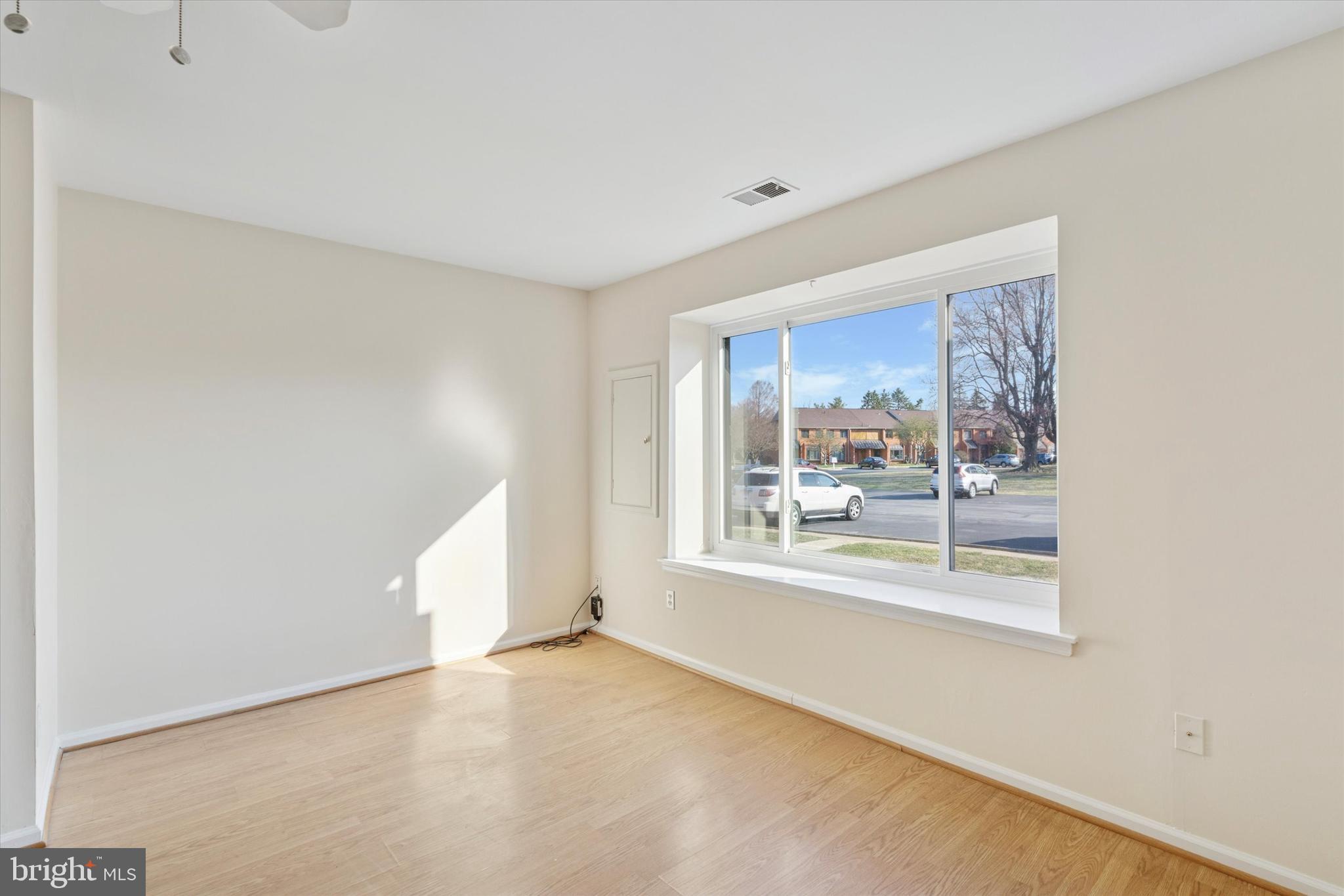 RHONDDA - Residential