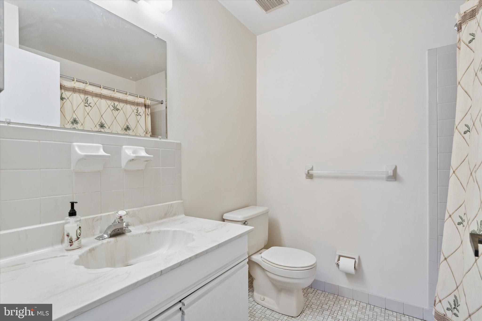 RHONDDA - Residential