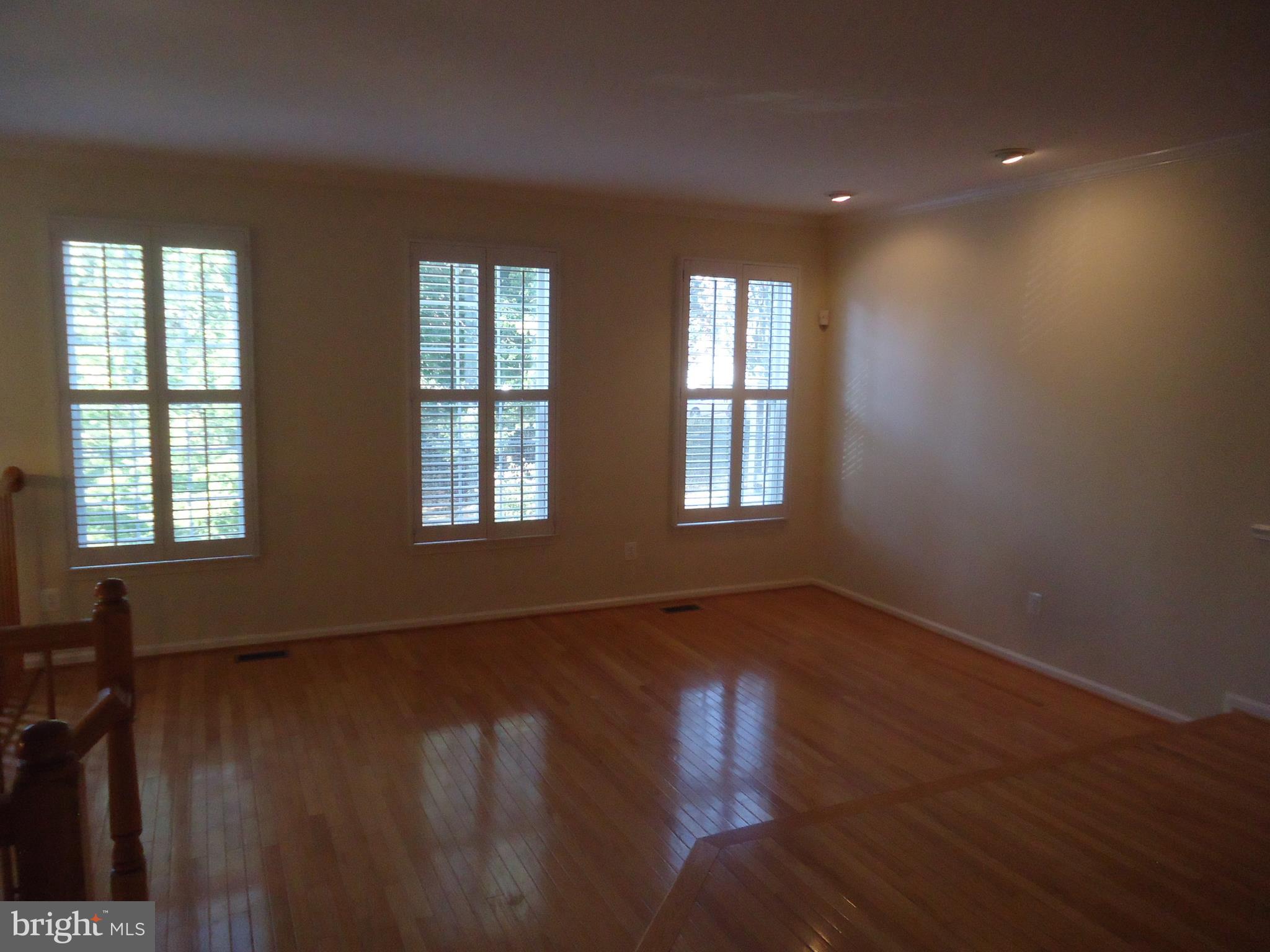 FAIR LAKES COURT - Residential Lease