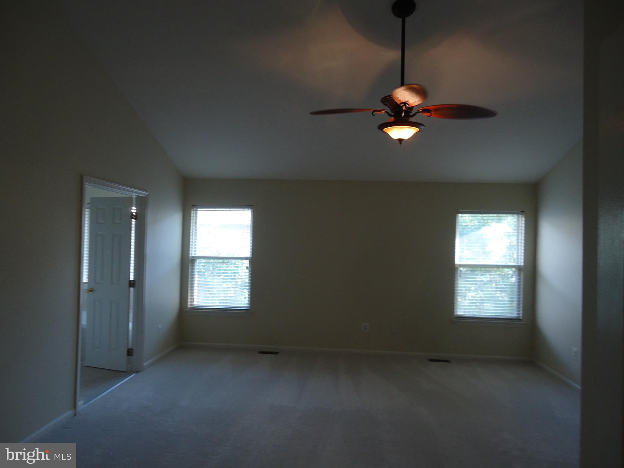 FAIR LAKES COURT - Residential Lease