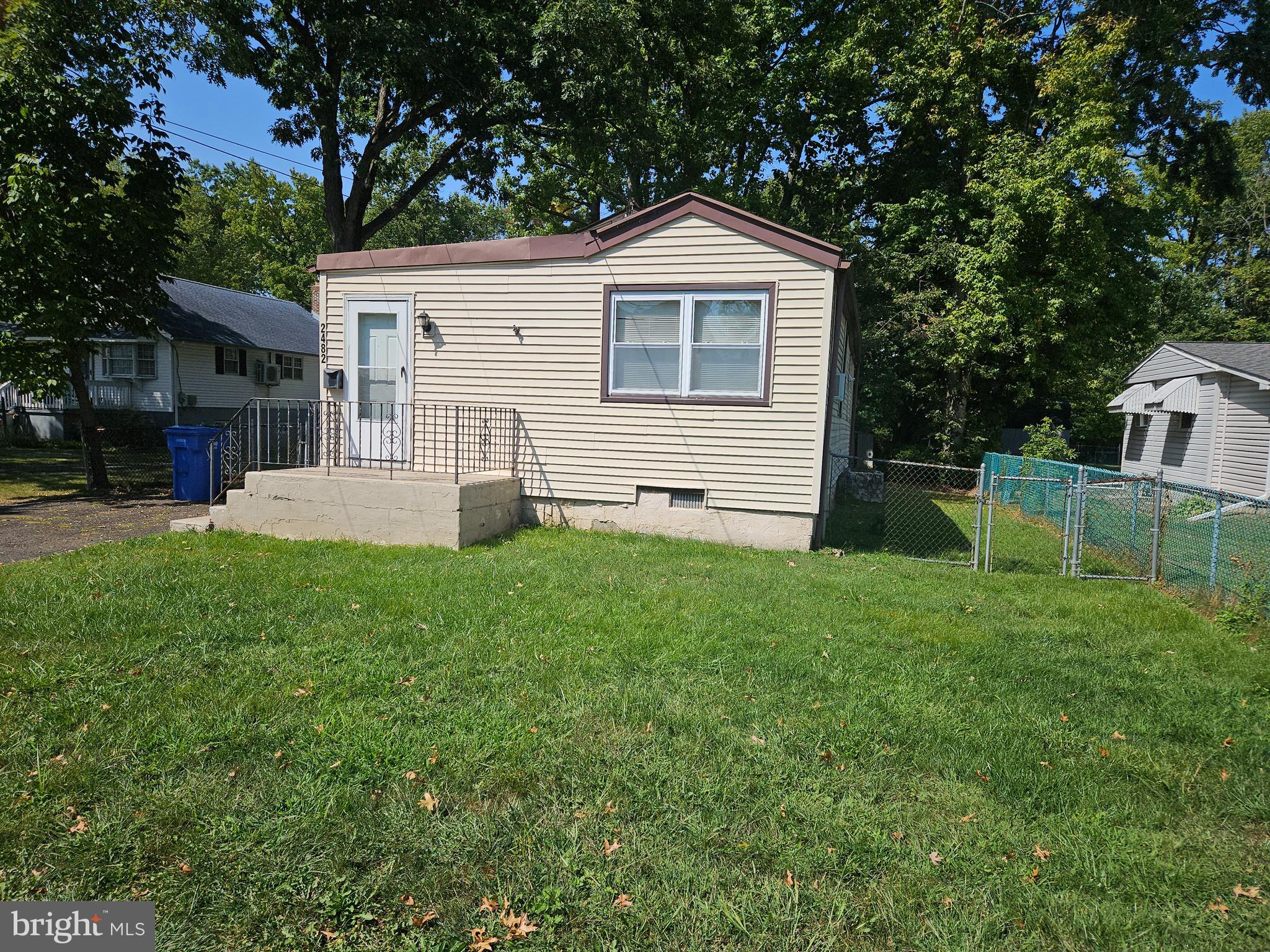 EDDINGTON PARK - Residential Lease