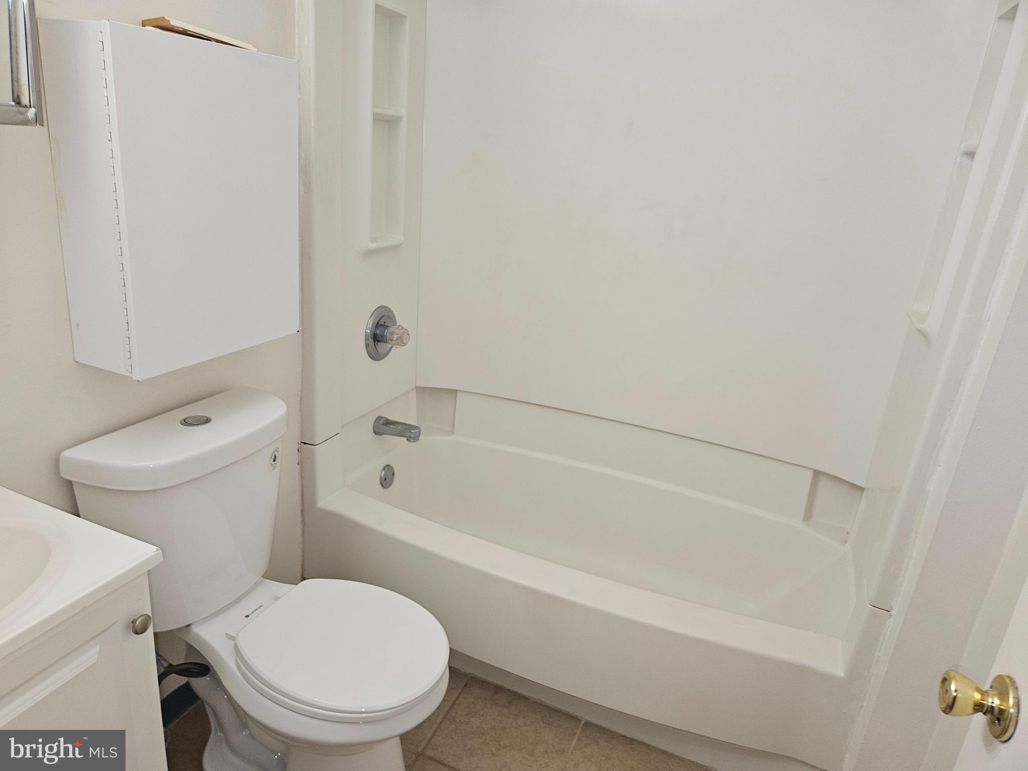 EDDINGTON PARK - Residential Lease