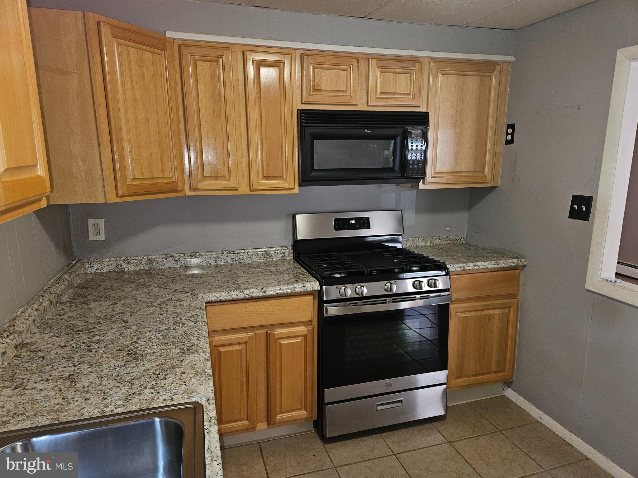 EDDINGTON PARK - Residential Lease