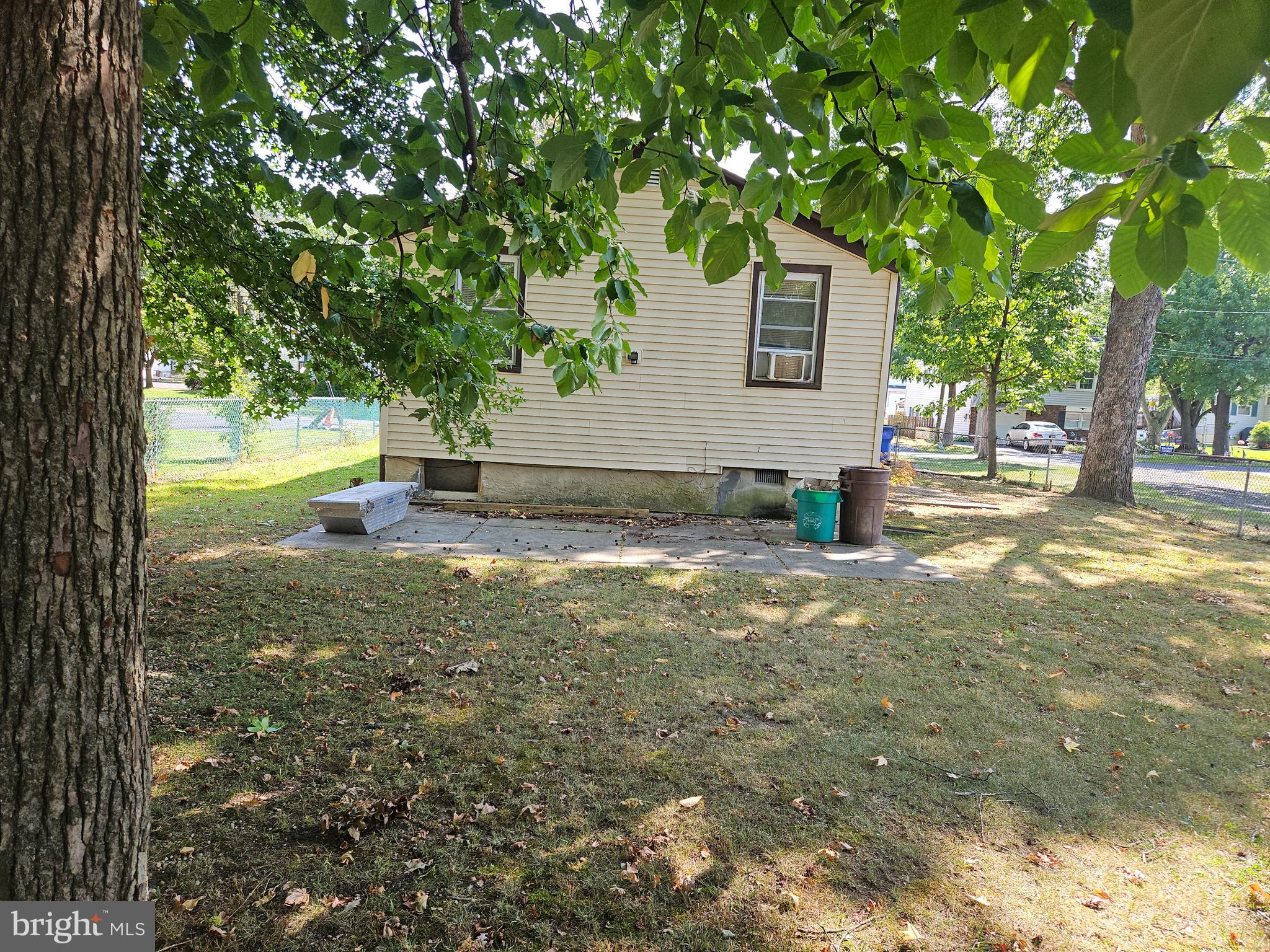 EDDINGTON PARK - Residential Lease