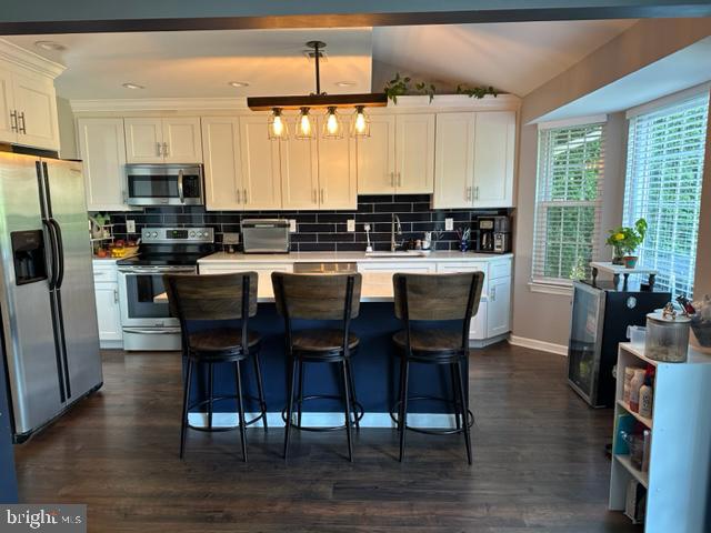 100 ACRE WOODS - Residential