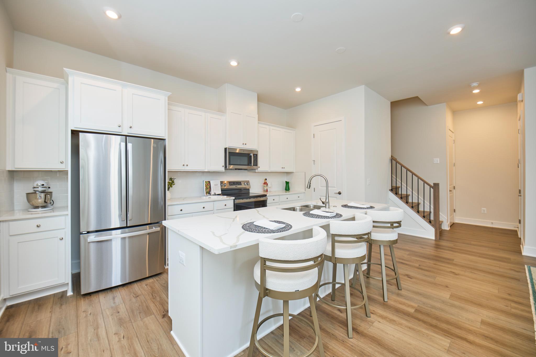 41919 POPLAR MEADOW DRIVE