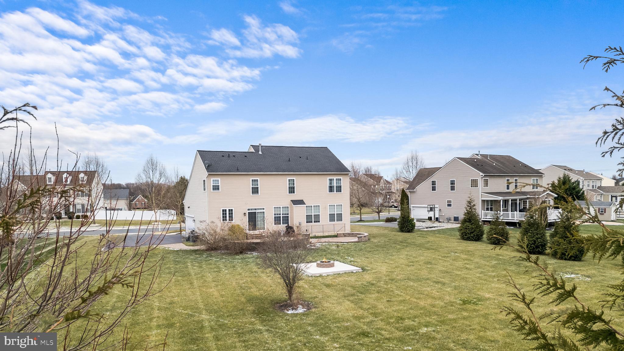 SHANNON COVE - Residential