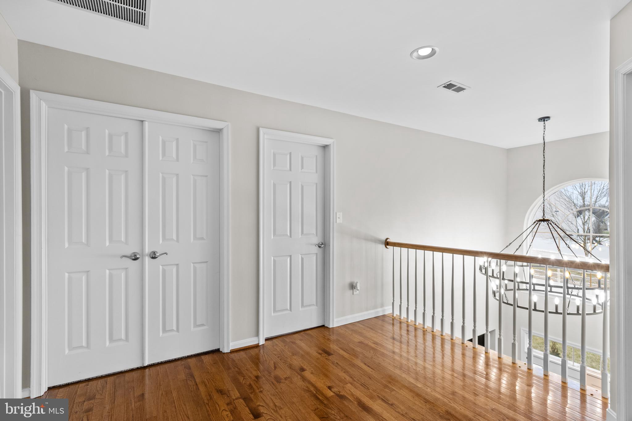 SHANNON COVE - Residential