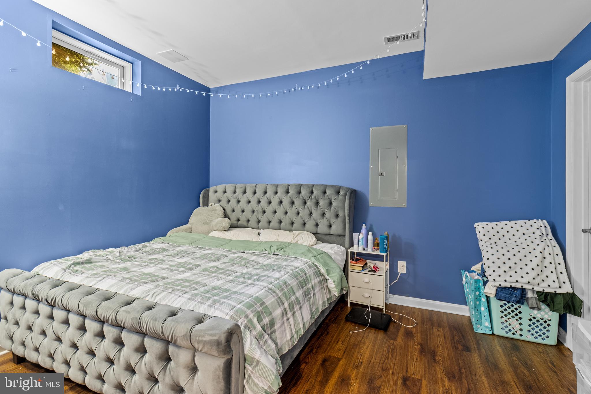 SHANNON COVE - Residential