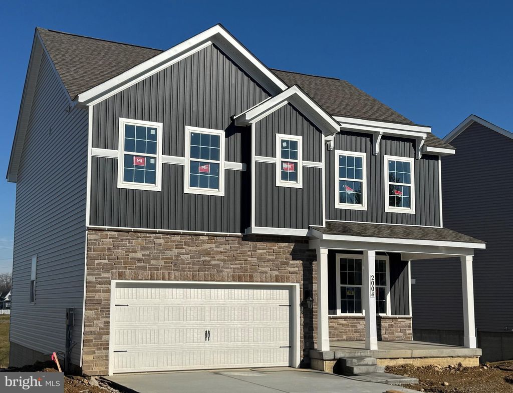 Photo of 2004 Paperback Way, YORK, PA 17408 (MLS # PAYK2090828)