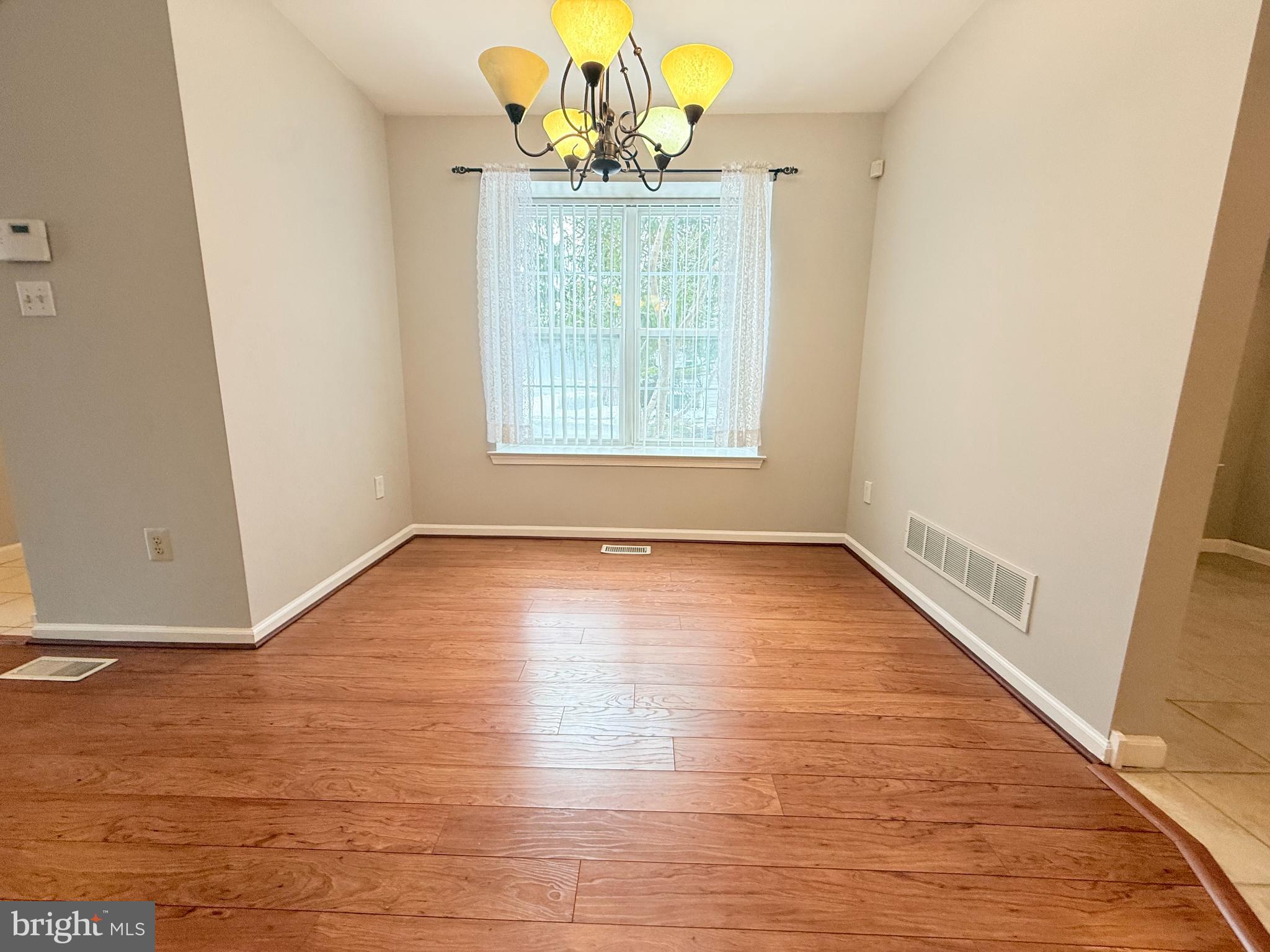 MAKEFIELD GLEN - Residential Lease