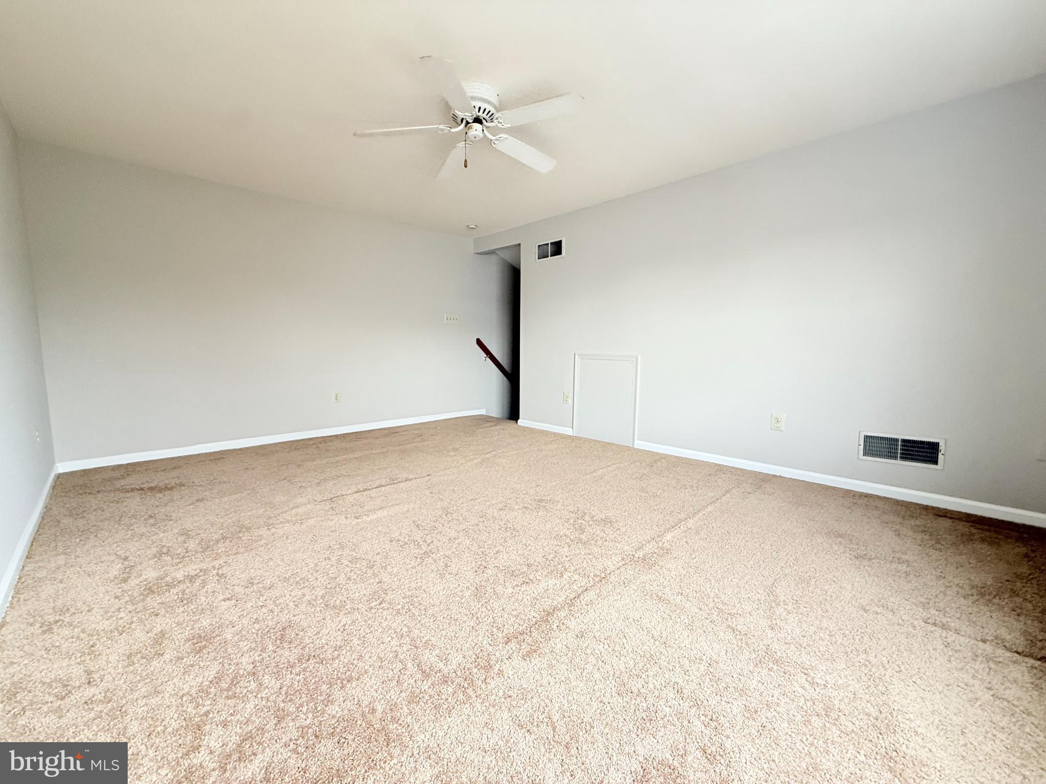 MAKEFIELD GLEN - Residential Lease