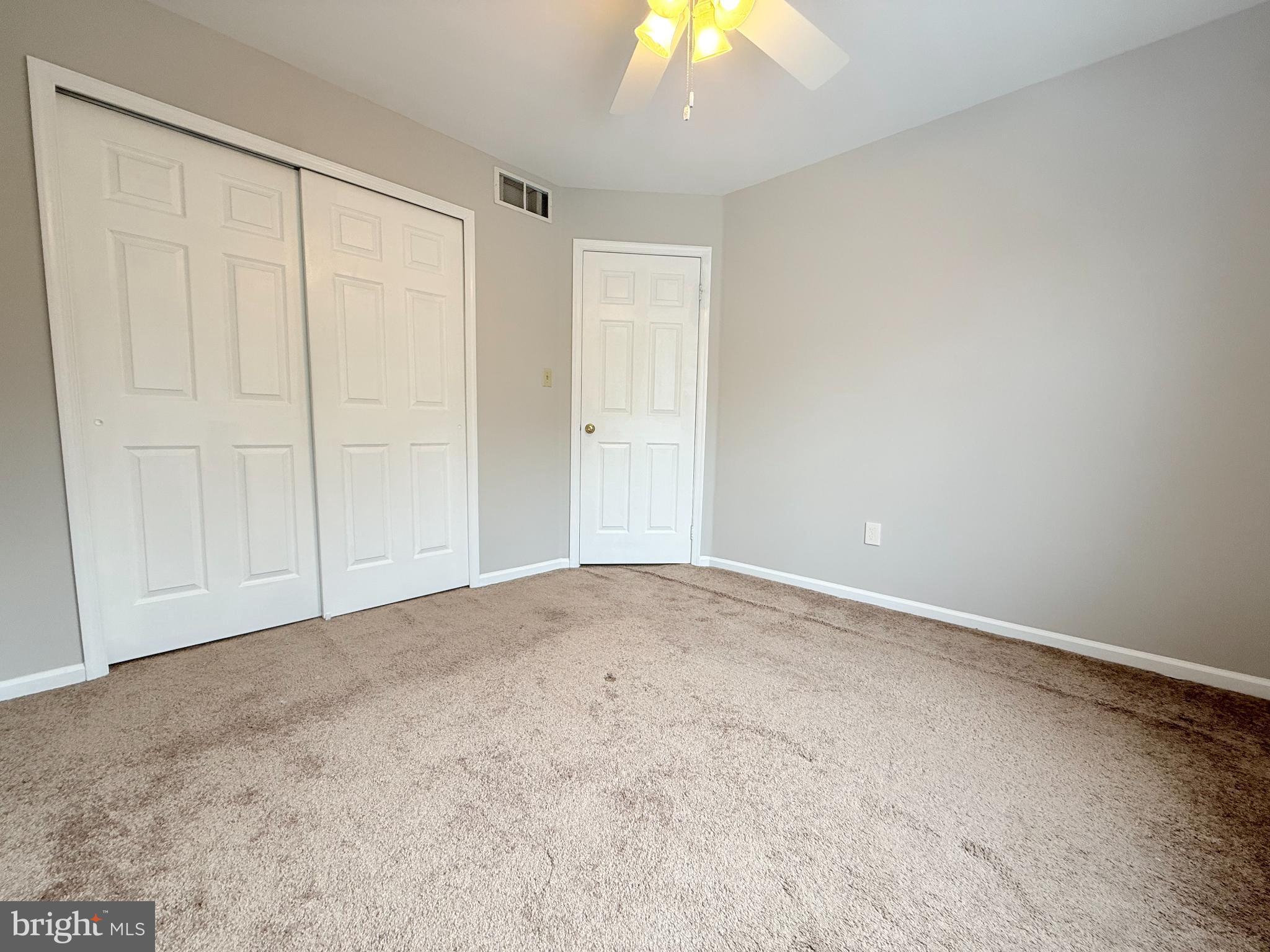 MAKEFIELD GLEN - Residential Lease