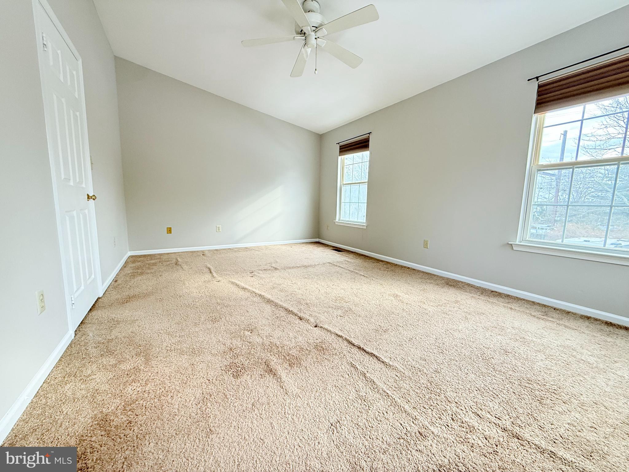 MAKEFIELD GLEN - Residential Lease