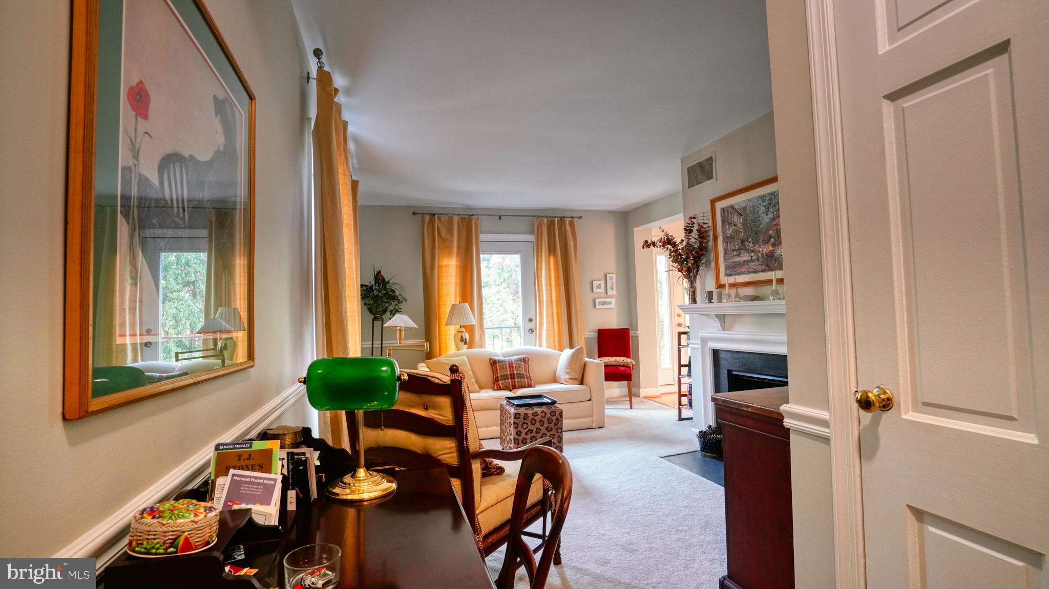 CANAL PLACE - Residential Lease