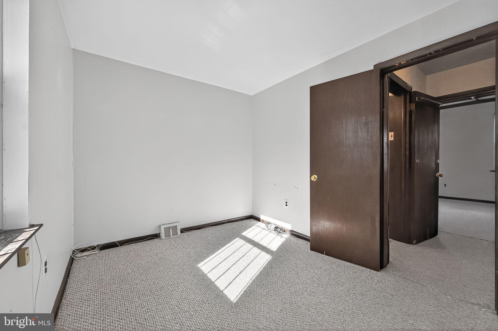 GRADUATE HOSPITAL - Residential