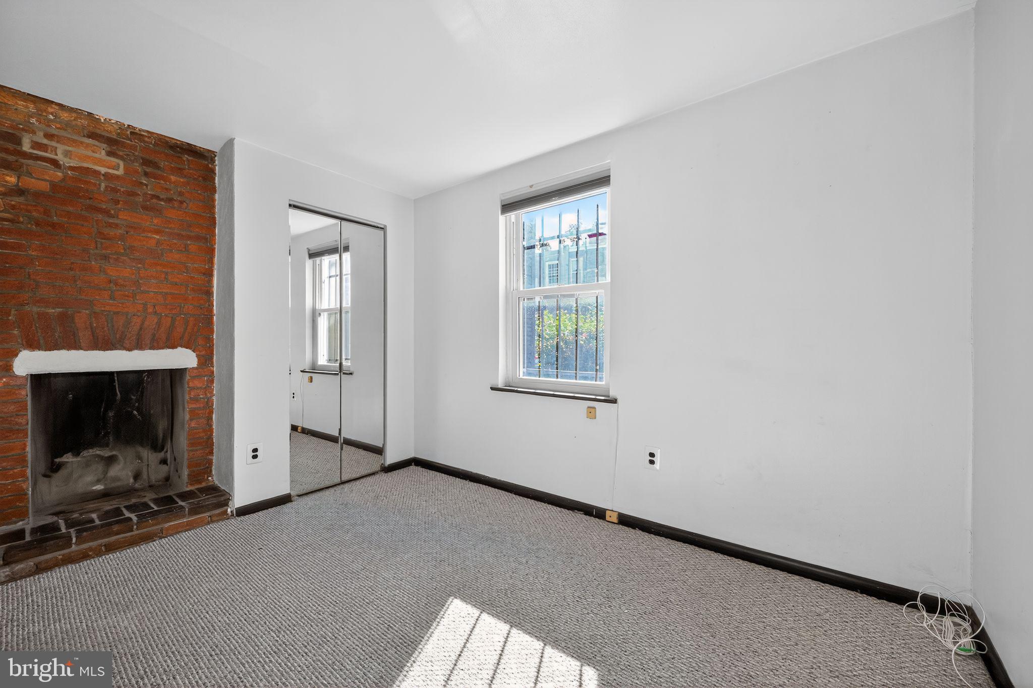 GRADUATE HOSPITAL - Residential