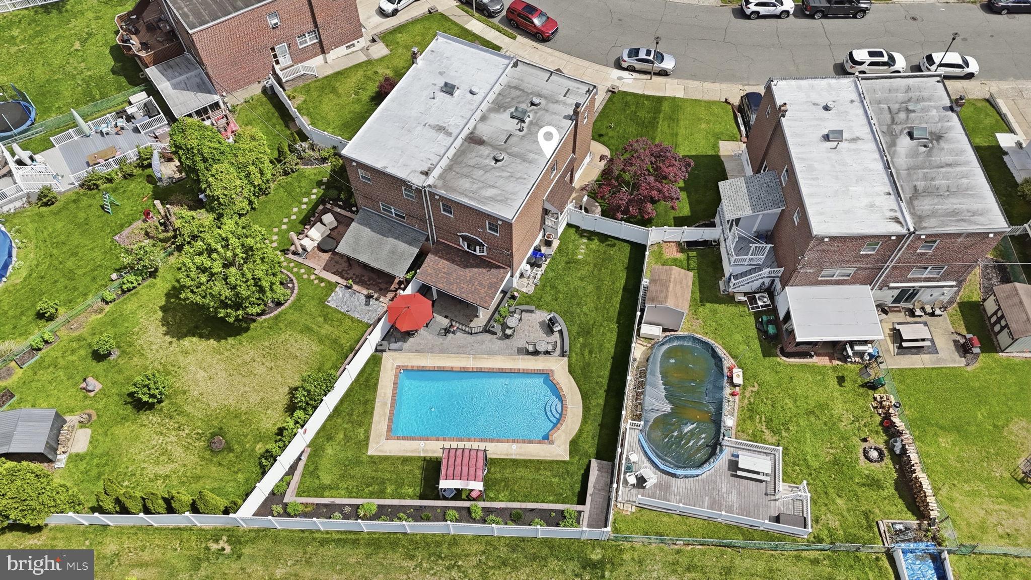 SOMERTON - Residential