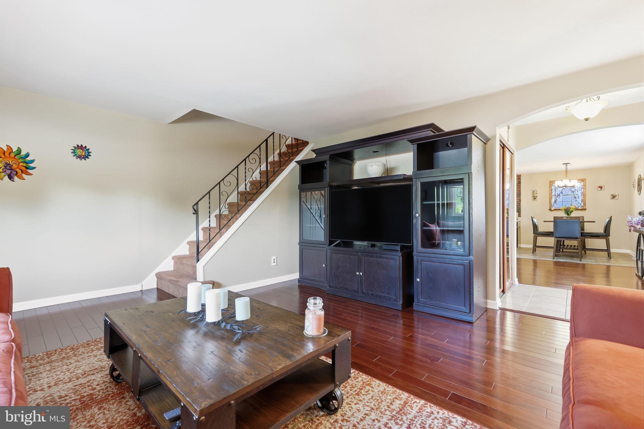 SOMERTON - Residential