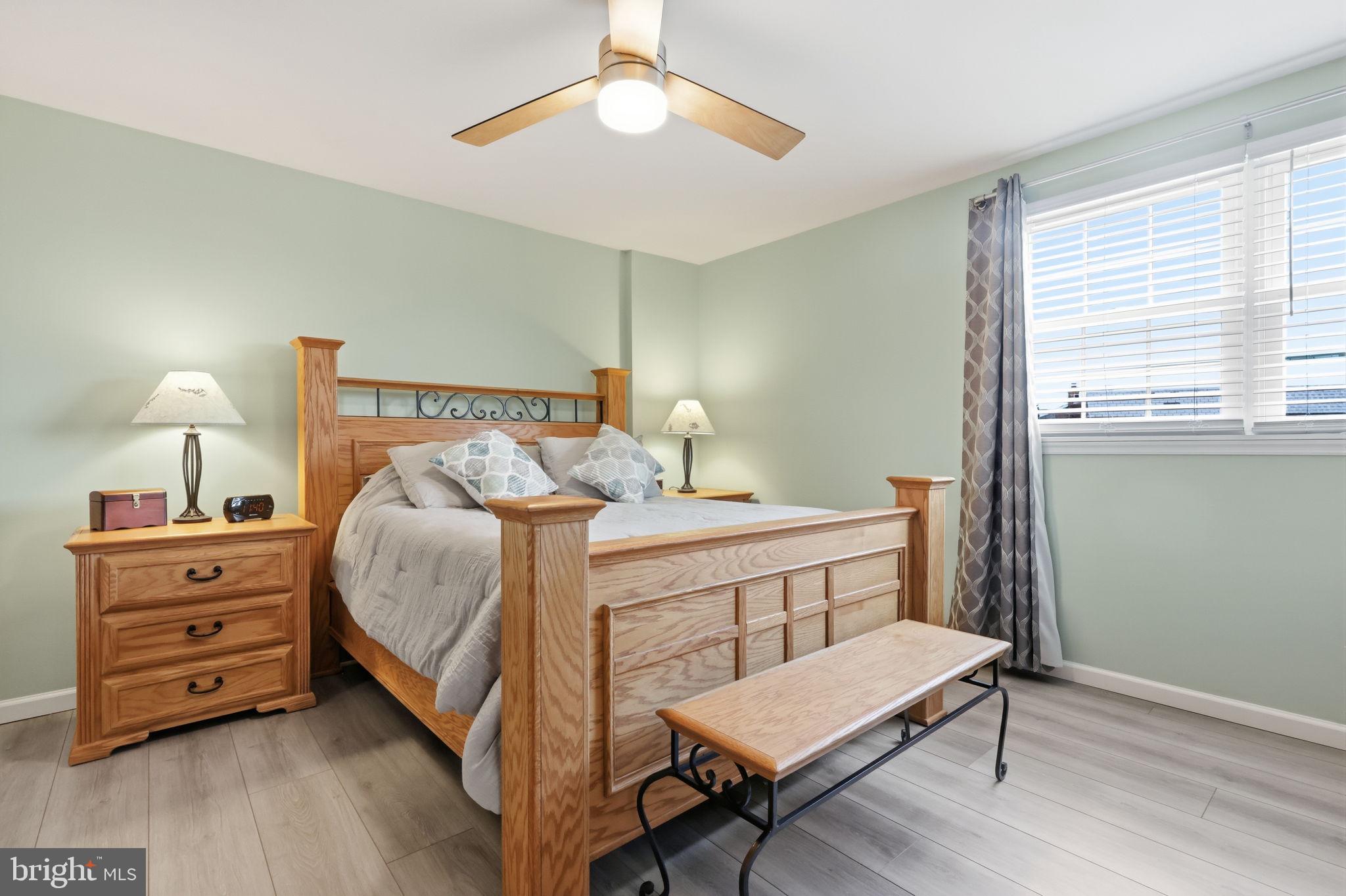 SOMERTON - Residential