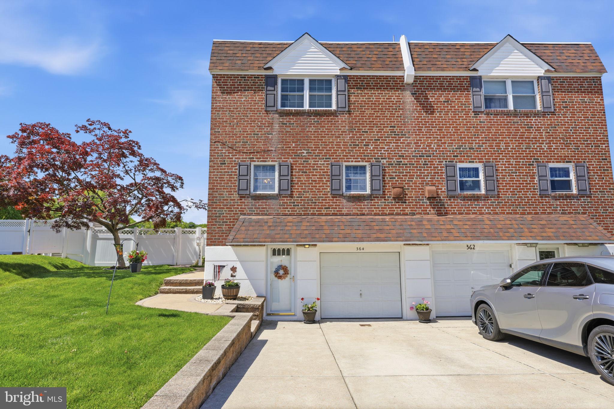 364 SELMA STREET