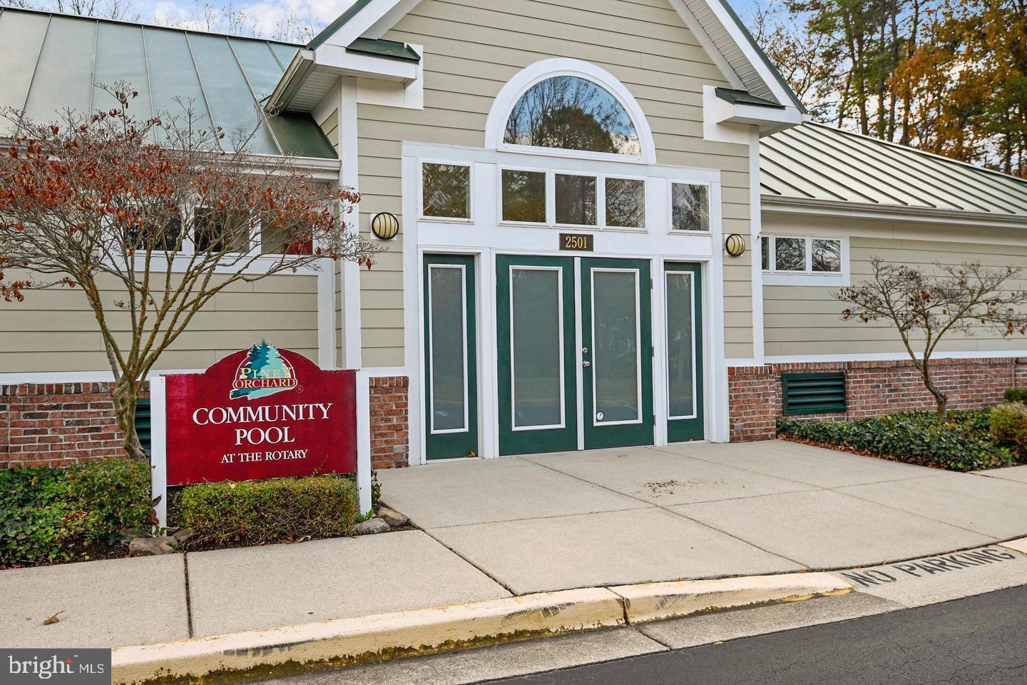 PINEY ORCHARD - Residential