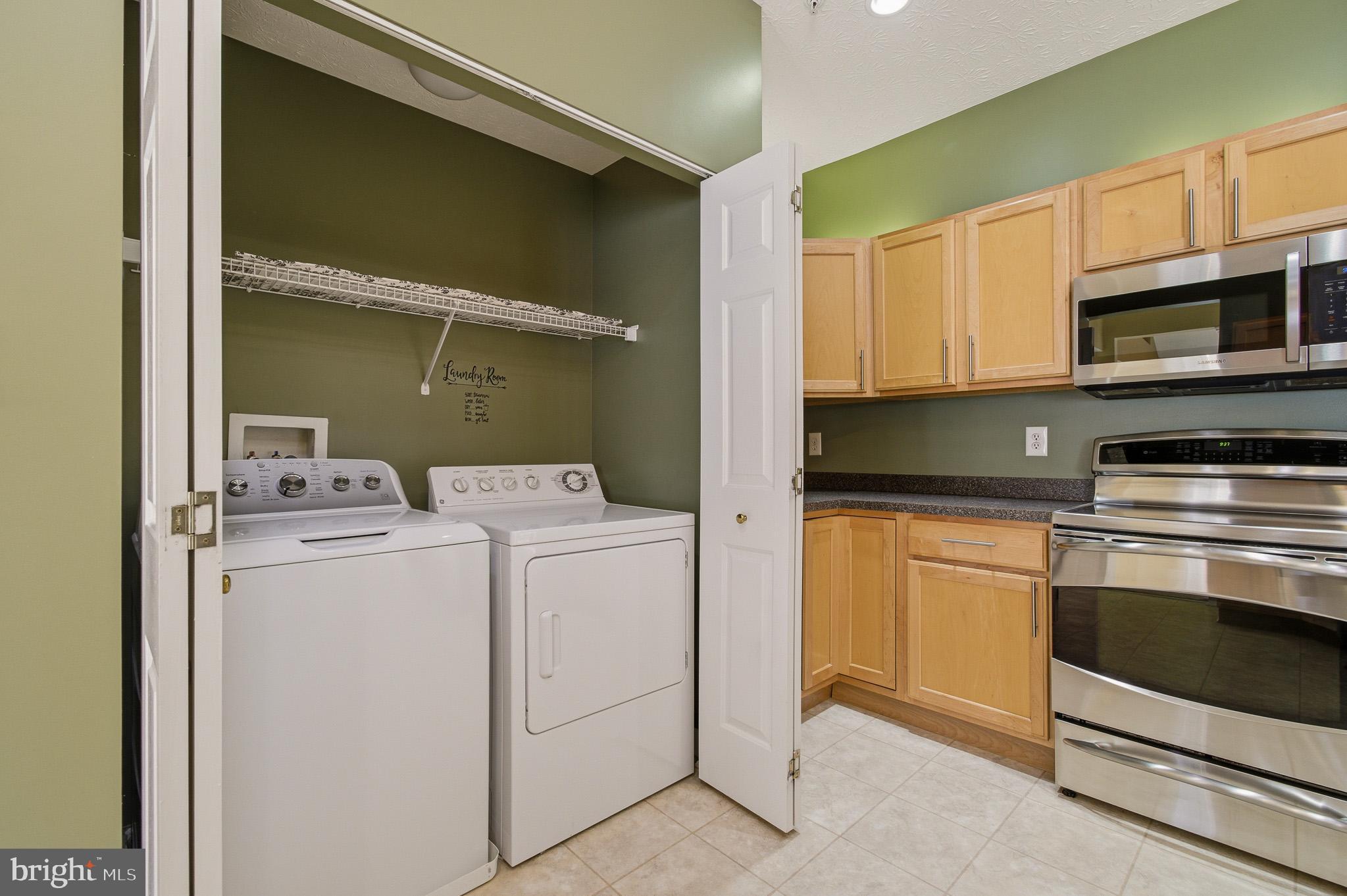 PINEY ORCHARD - Residential