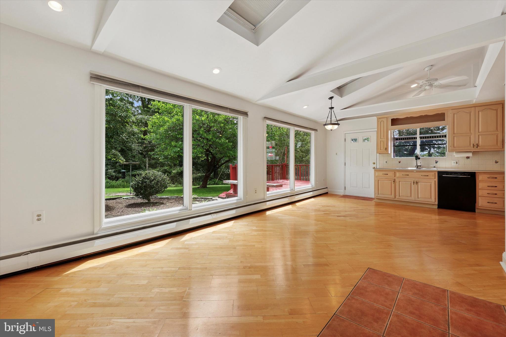 538 GENERAL KNOX ROAD