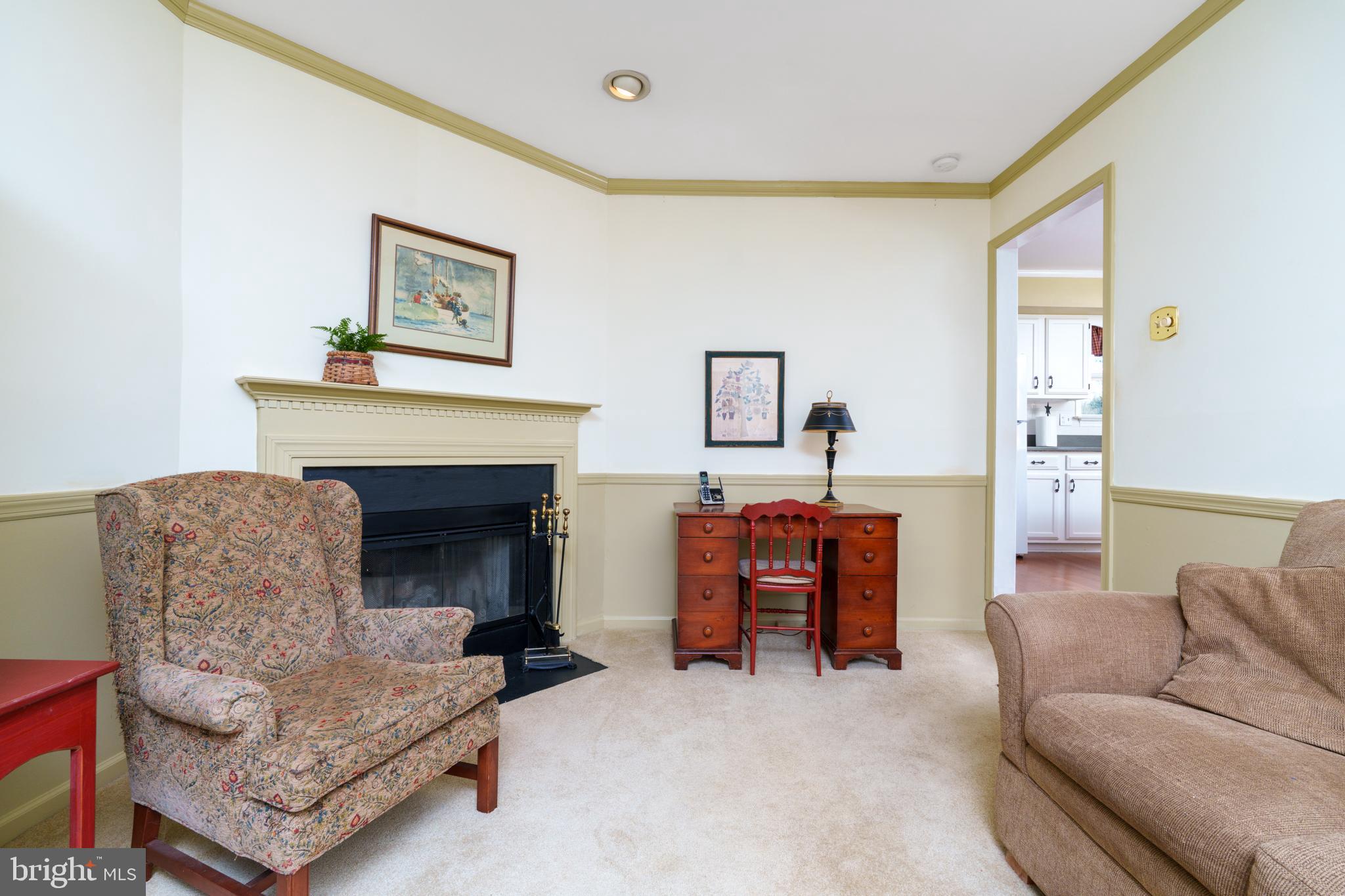 FOX KNOLL - Residential