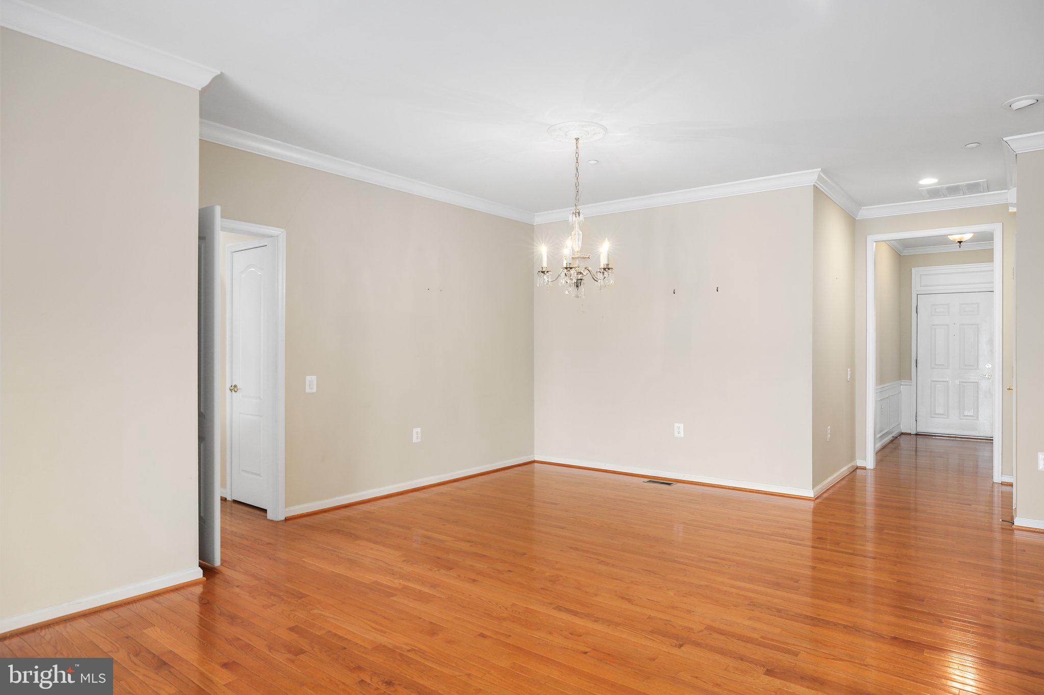 FALLS RUN - Residential Lease