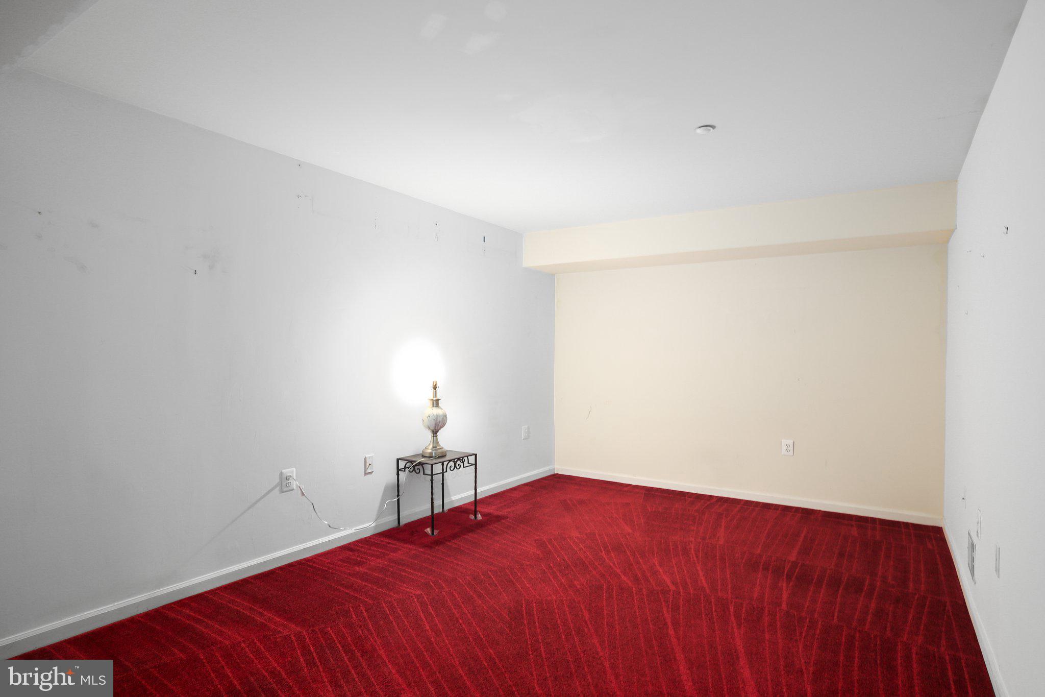 FALLS RUN - Residential Lease