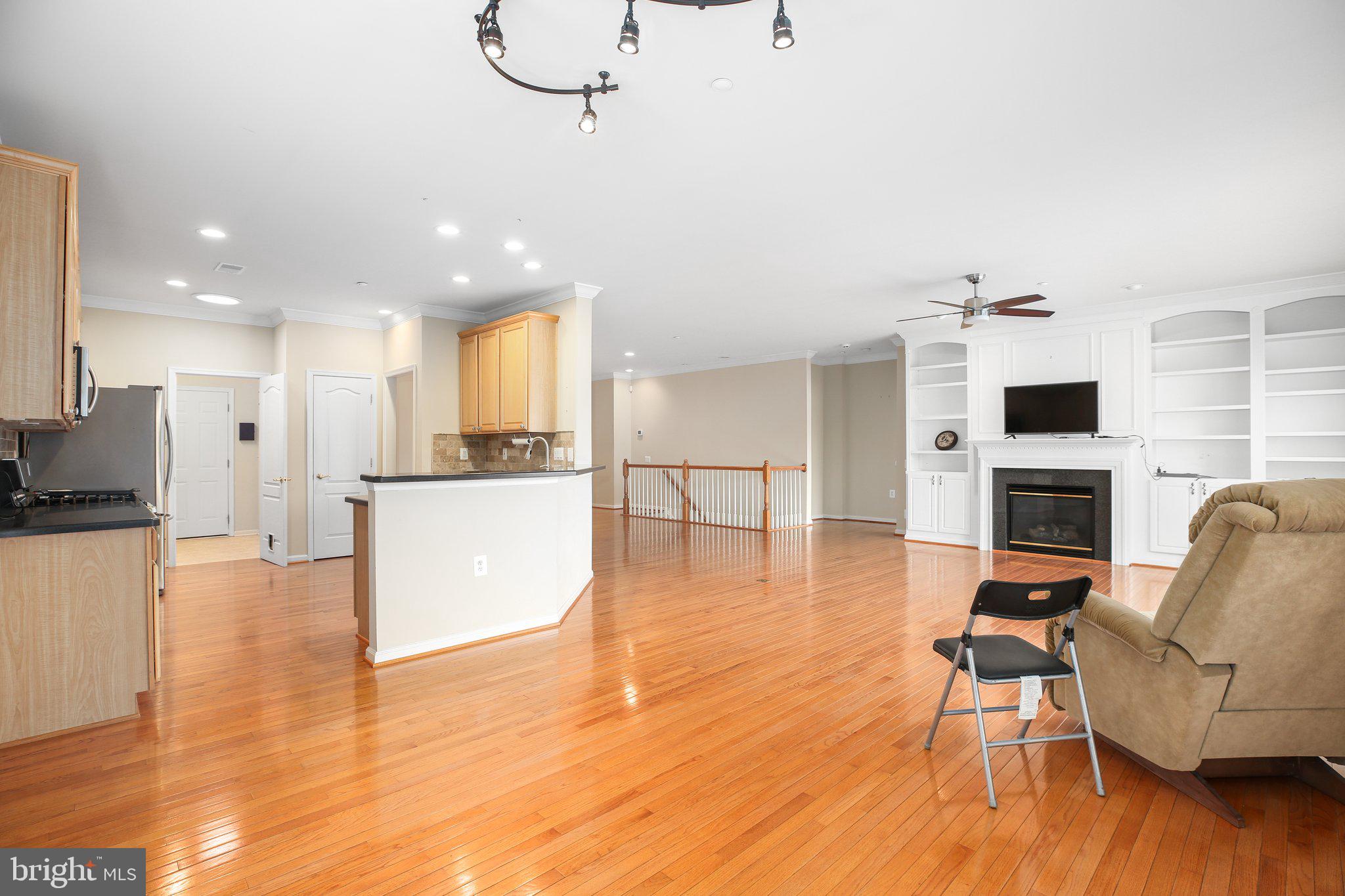 FALLS RUN - Residential Lease