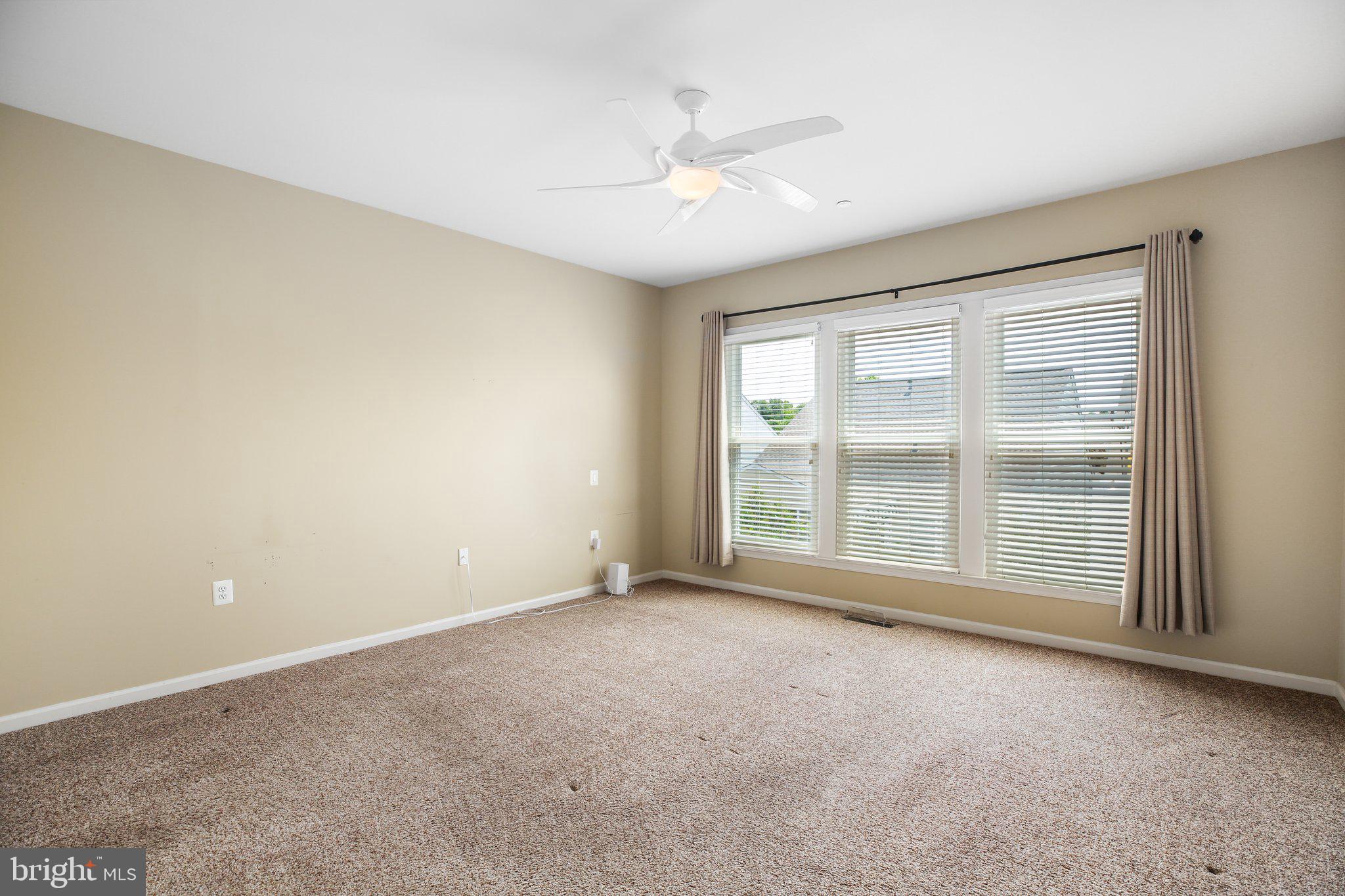 FALLS RUN - Residential Lease