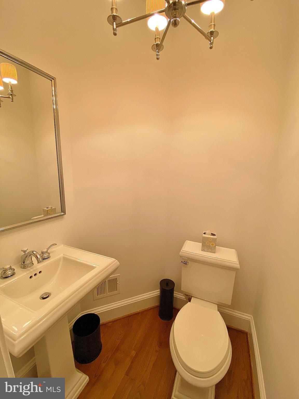 CHATHAM SQUARE - Residential Lease