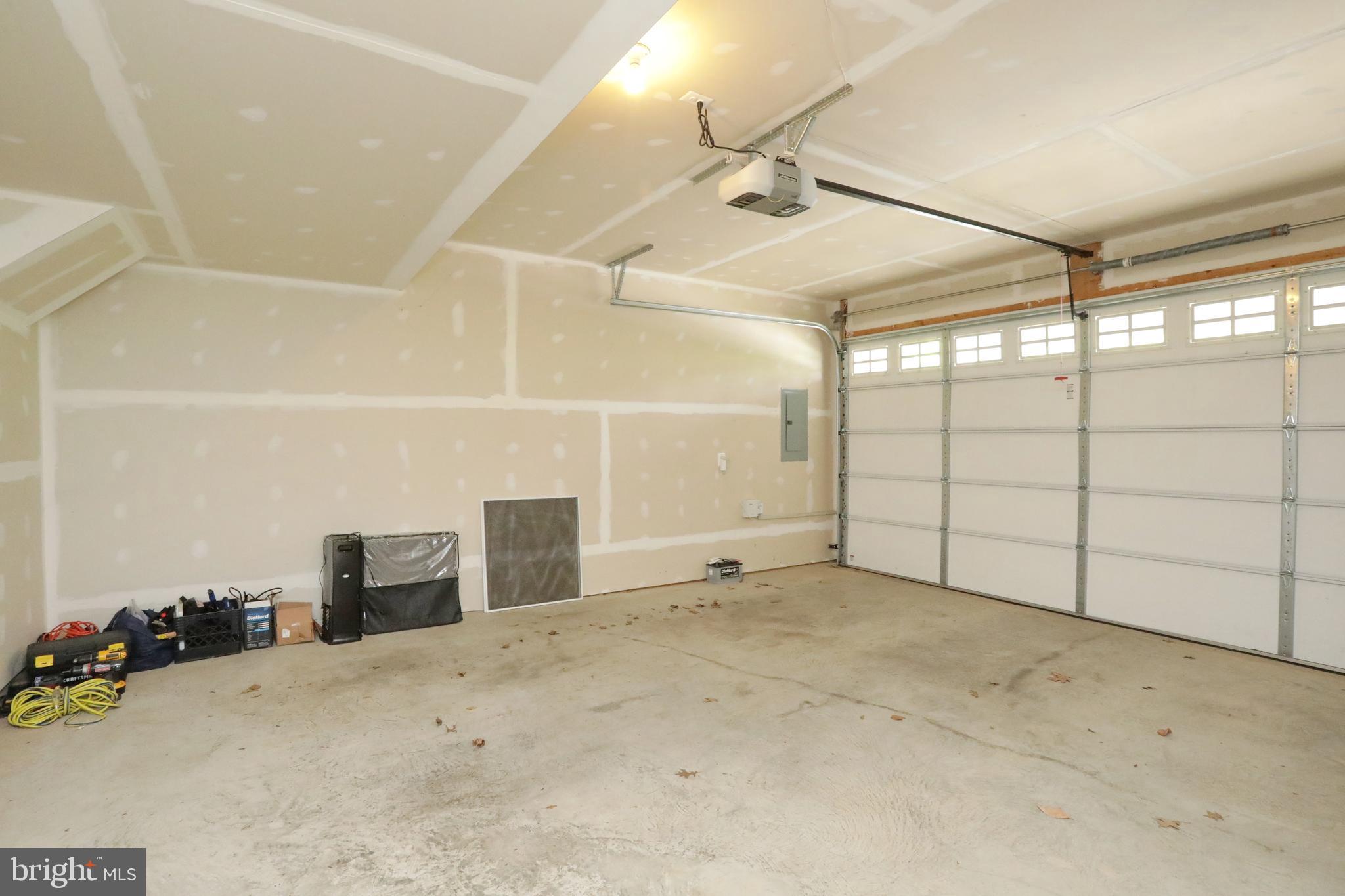 THE VILLAGES OF STEEPLECHASE - Residential