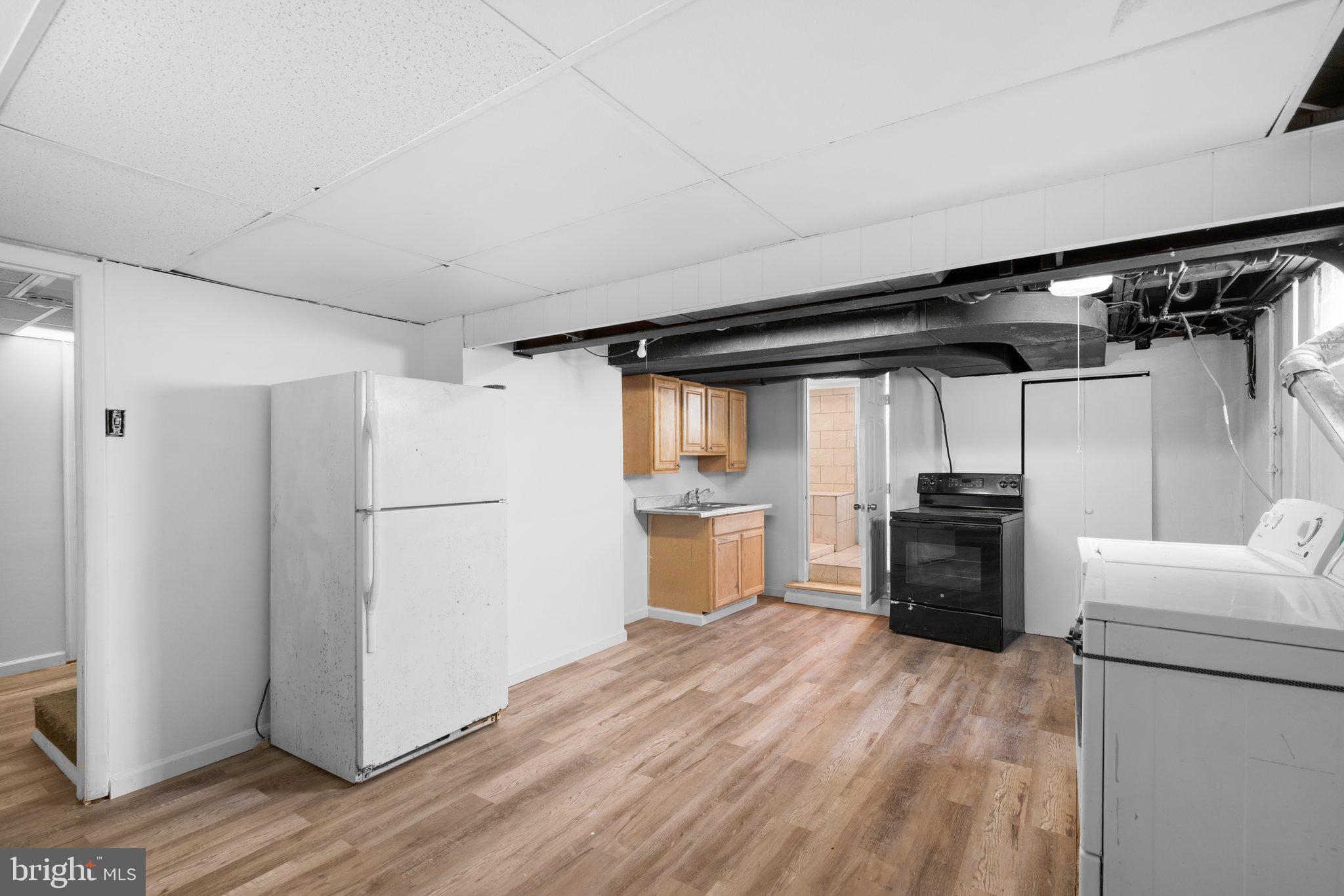 PARKVILLE HEIGHTS - Residential