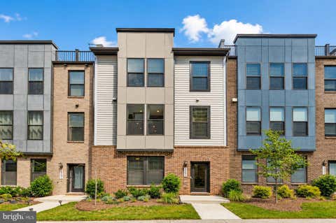 Townhouse For Rent - 2383 Liberty Loop<br/> HERNDON, VA 20171