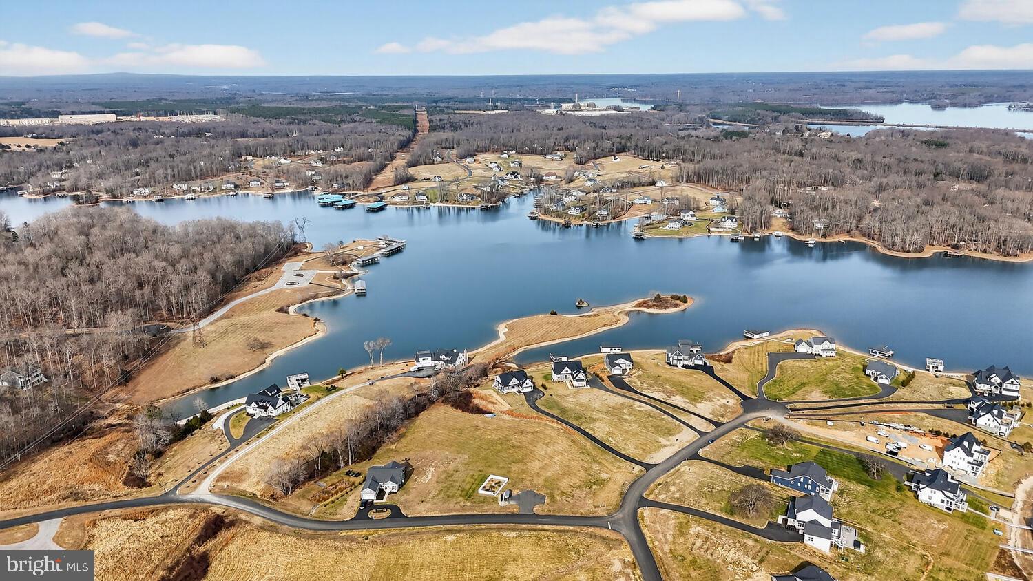 ROCK ISLAND LANDING - Residential