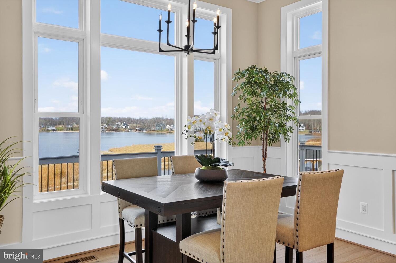 ROCK ISLAND LANDING - Residential