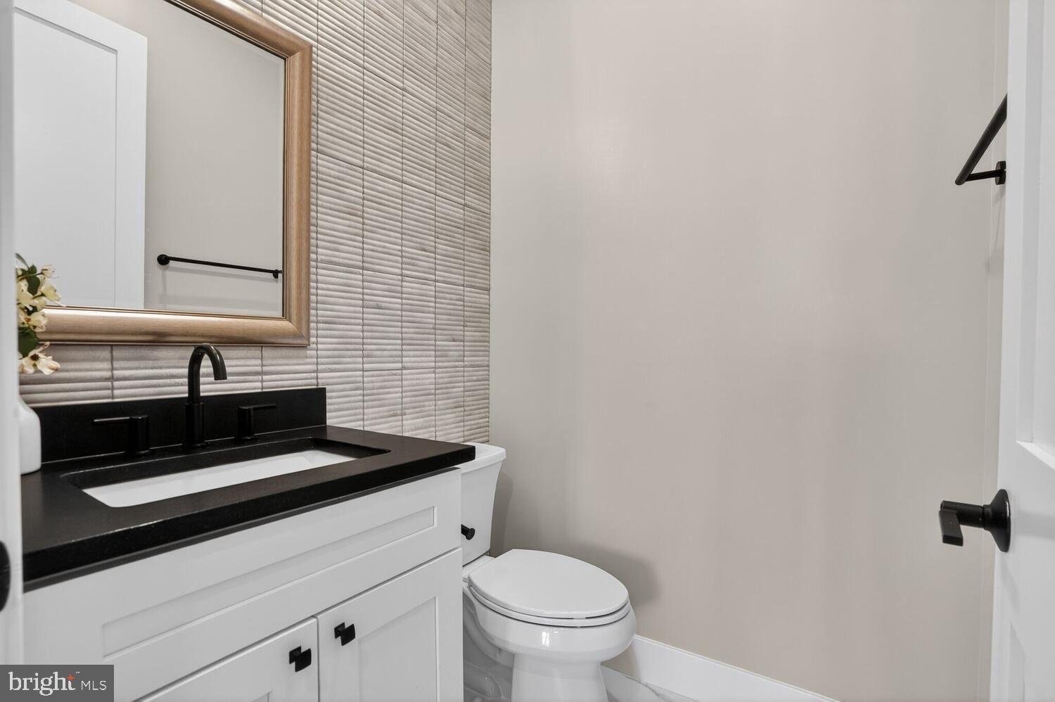 ROCK ISLAND LANDING - Residential