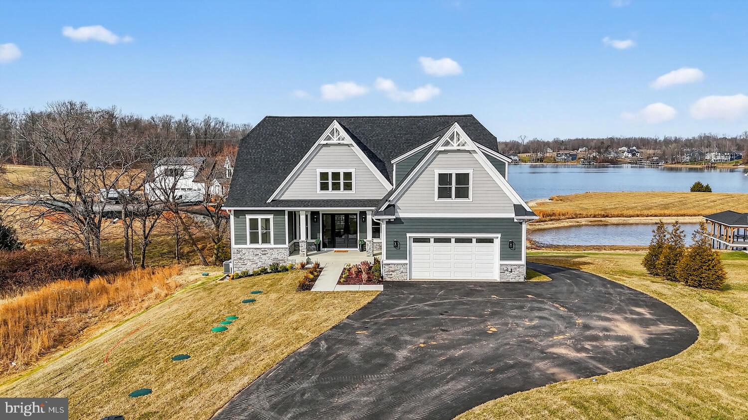 ROCK ISLAND LANDING - Residential