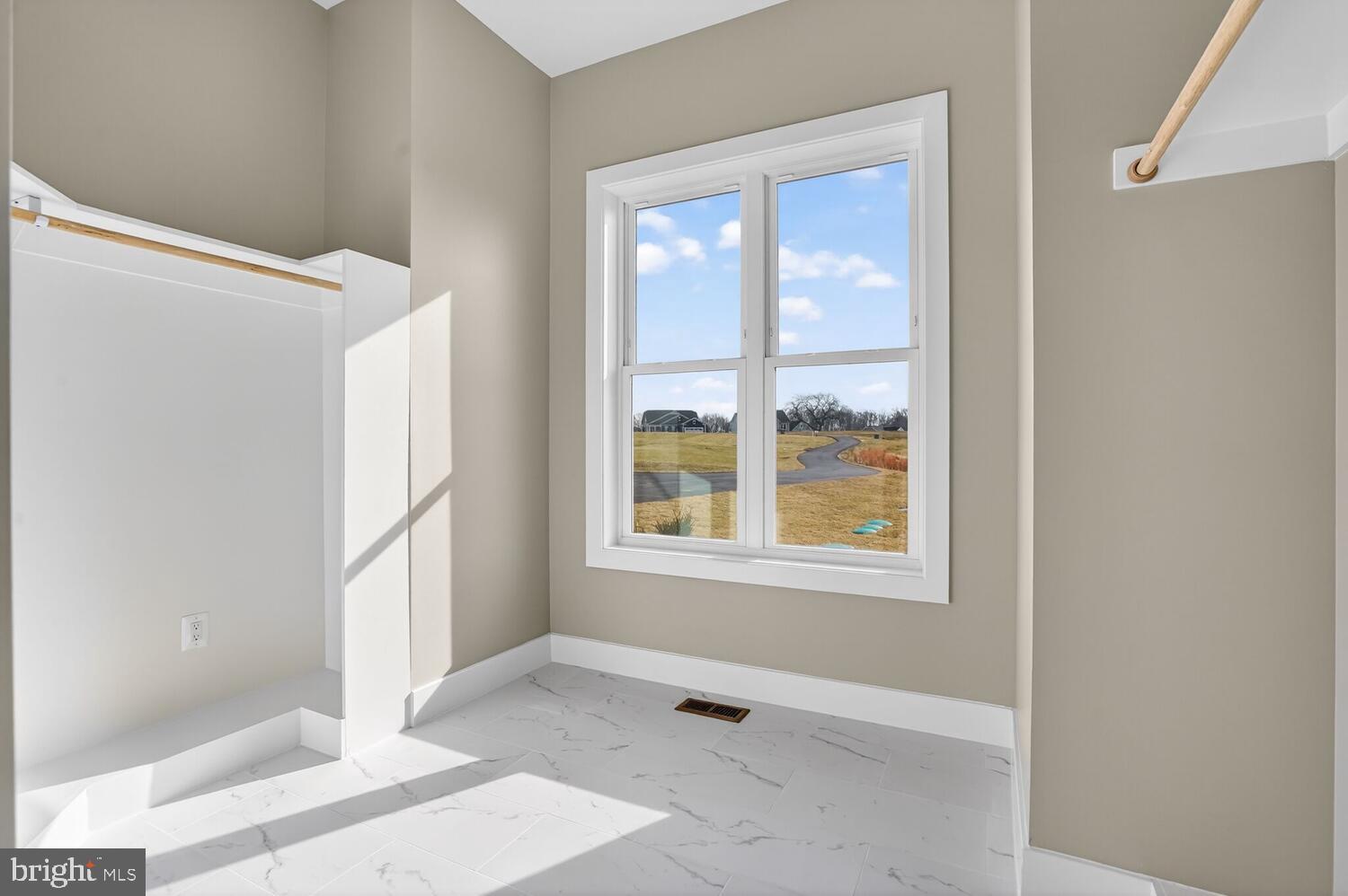 ROCK ISLAND LANDING - Residential